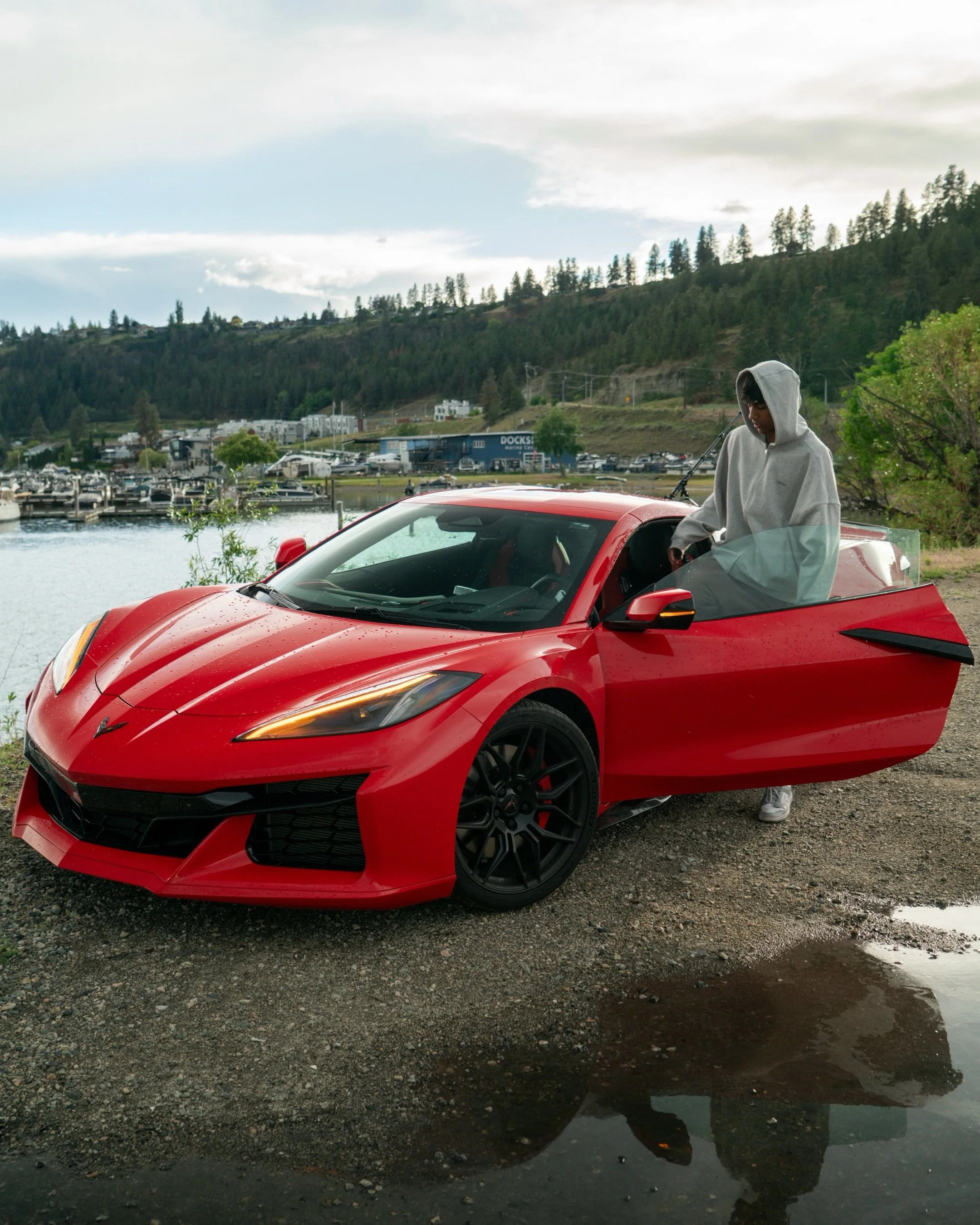 C8 Z06 @ 19 @zaman.jh 
.
#corvette #kelowna 
.
📸 @elevatevisuals.ca @gavinhoogy 
🏎️ @zaman.jh