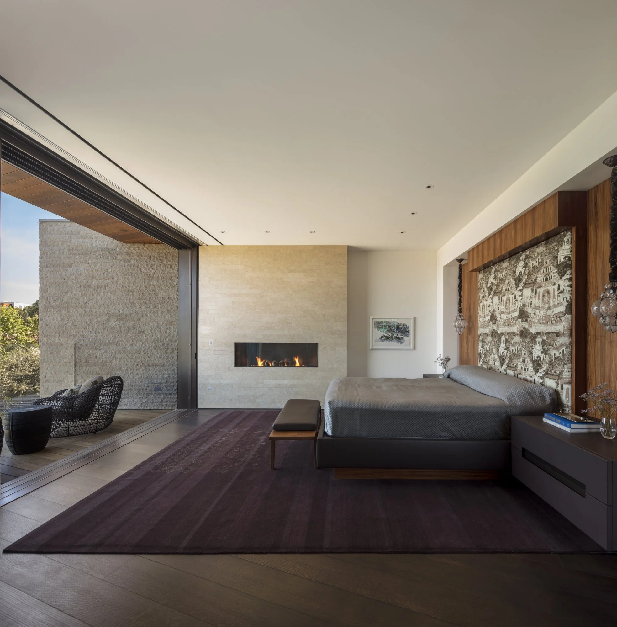 donaldson-partners-tramonto-residence-pacific-palisades-primary-bedroom-fireplace.jpg