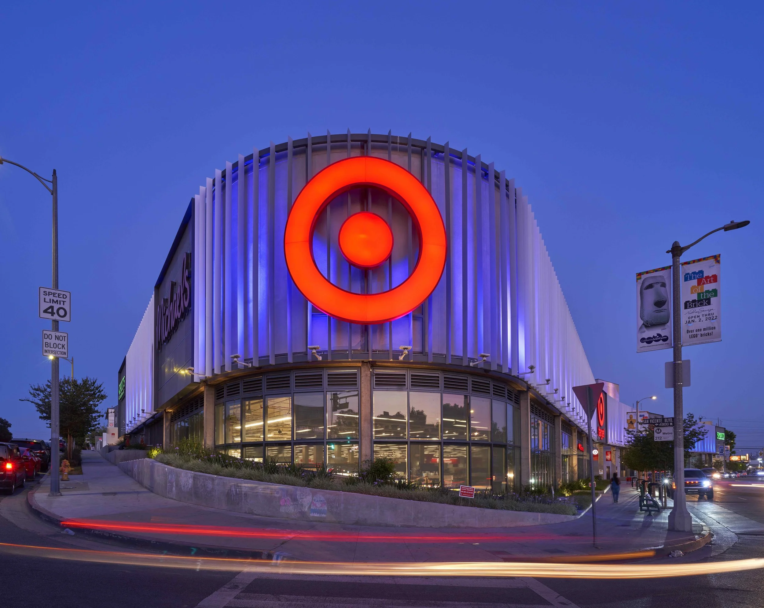 1302 La Brea