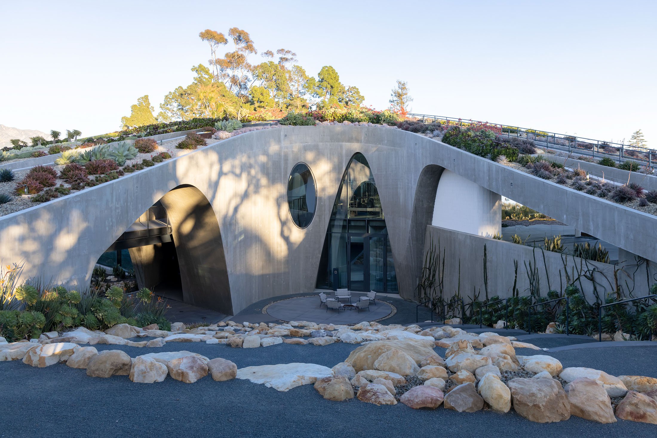 Hill-House-Montecito-Exterior_06.jpg