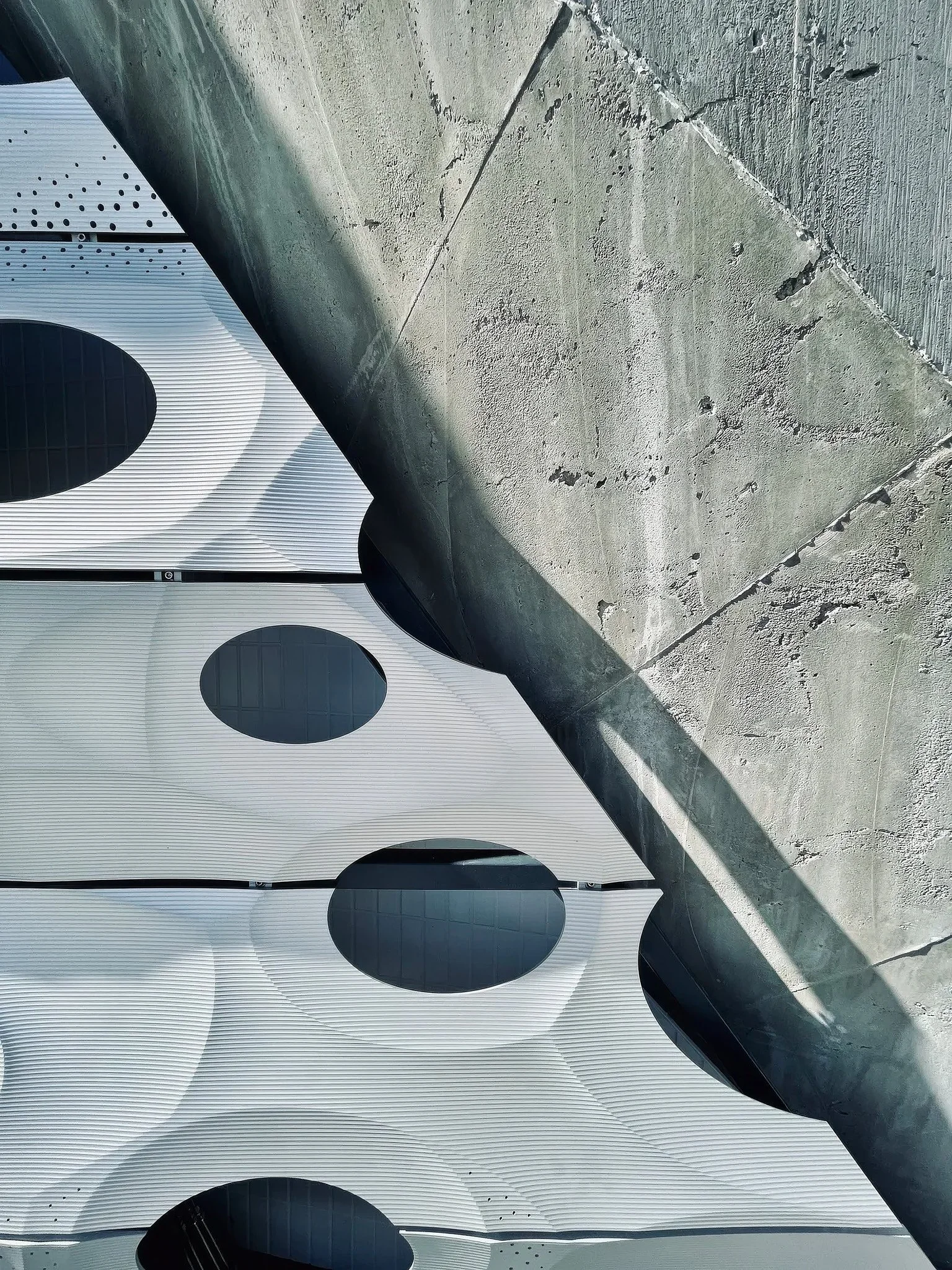 d+workshop-screen-wall-fabrication.jpg