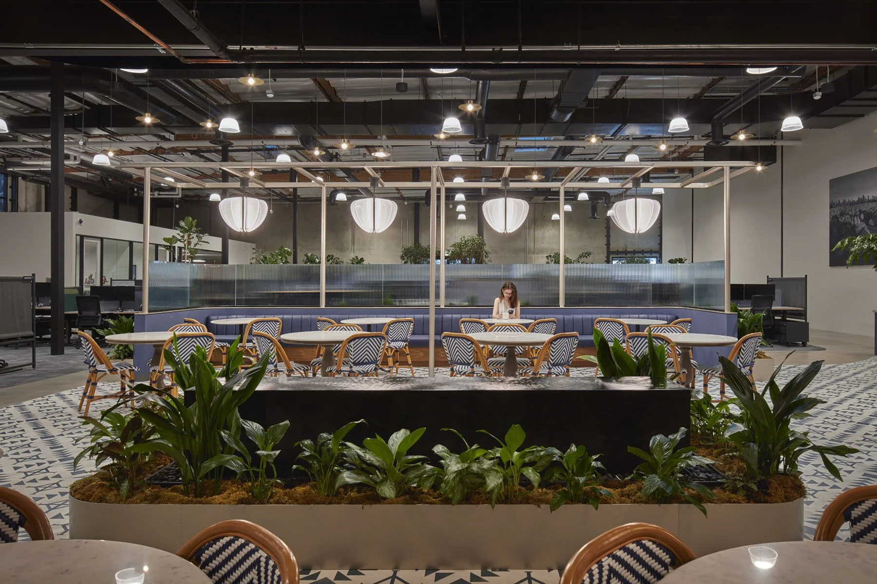 tricon-residential-tustin-cafe-hospitality-lounge.jpg