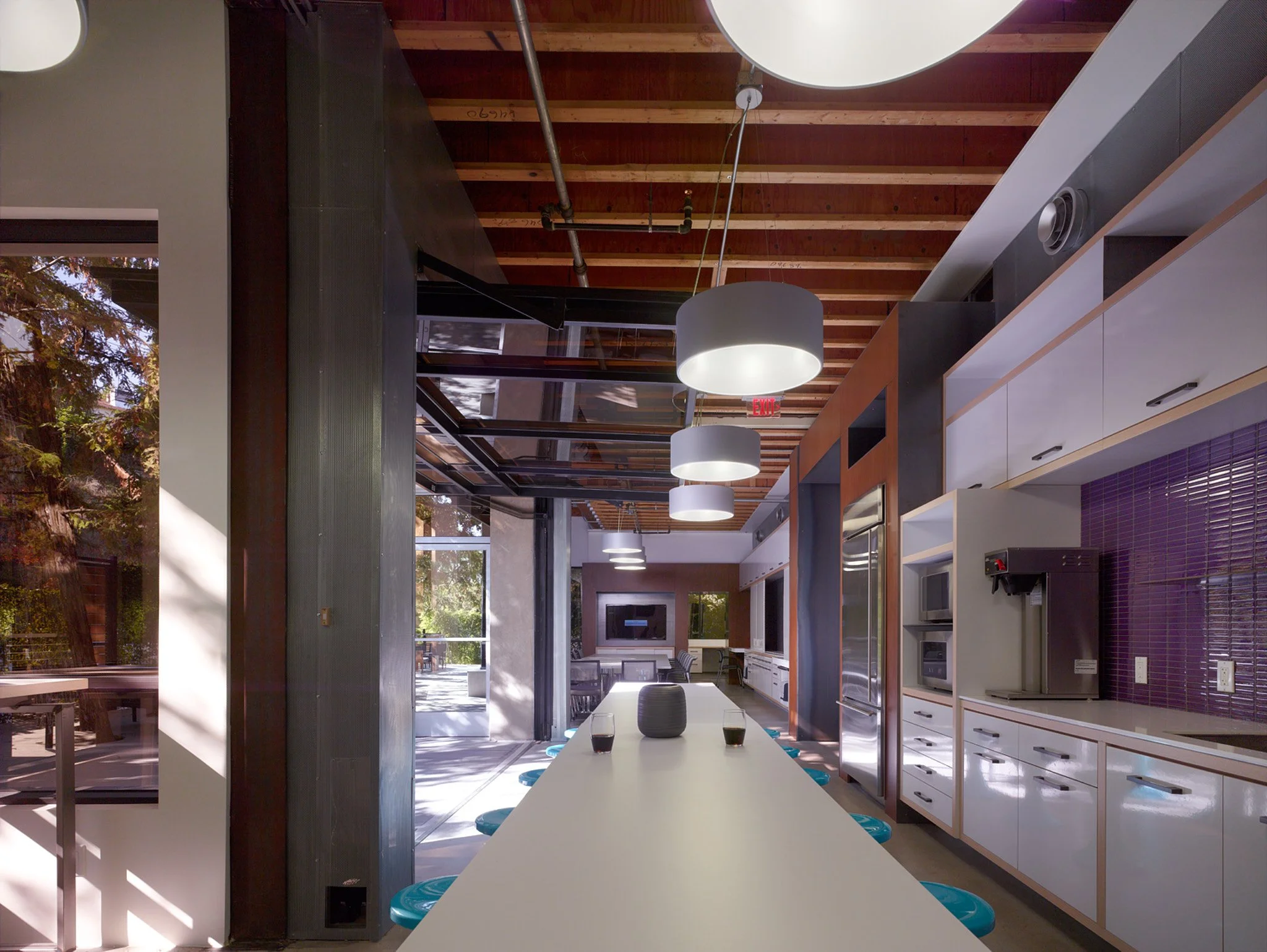 sierra-pacific-construction-san-fernando-valley-communal-kitchen-exposed-timber.jpg