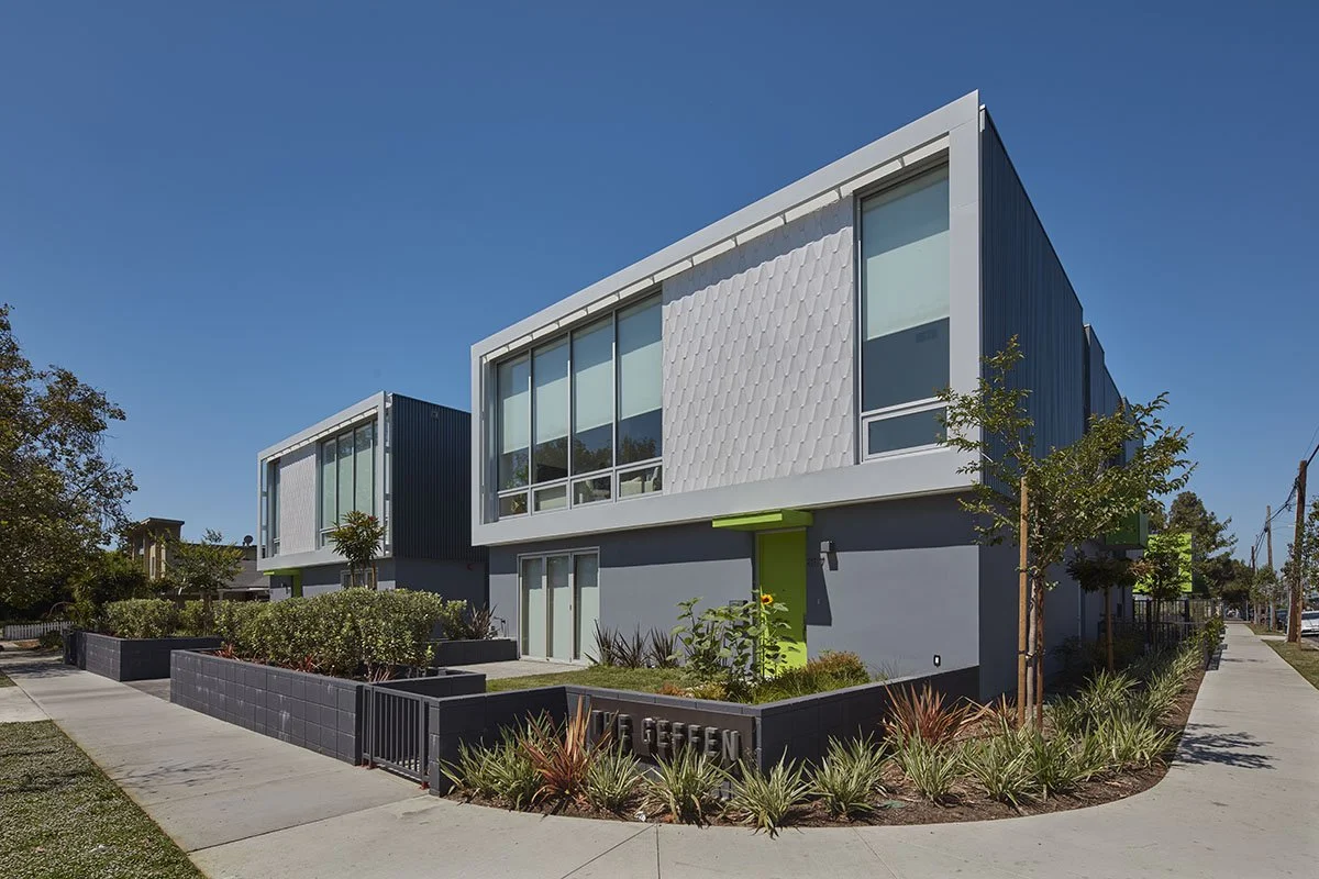 willoughby-duplexes-west-hollywood-patterned-facade.jpg