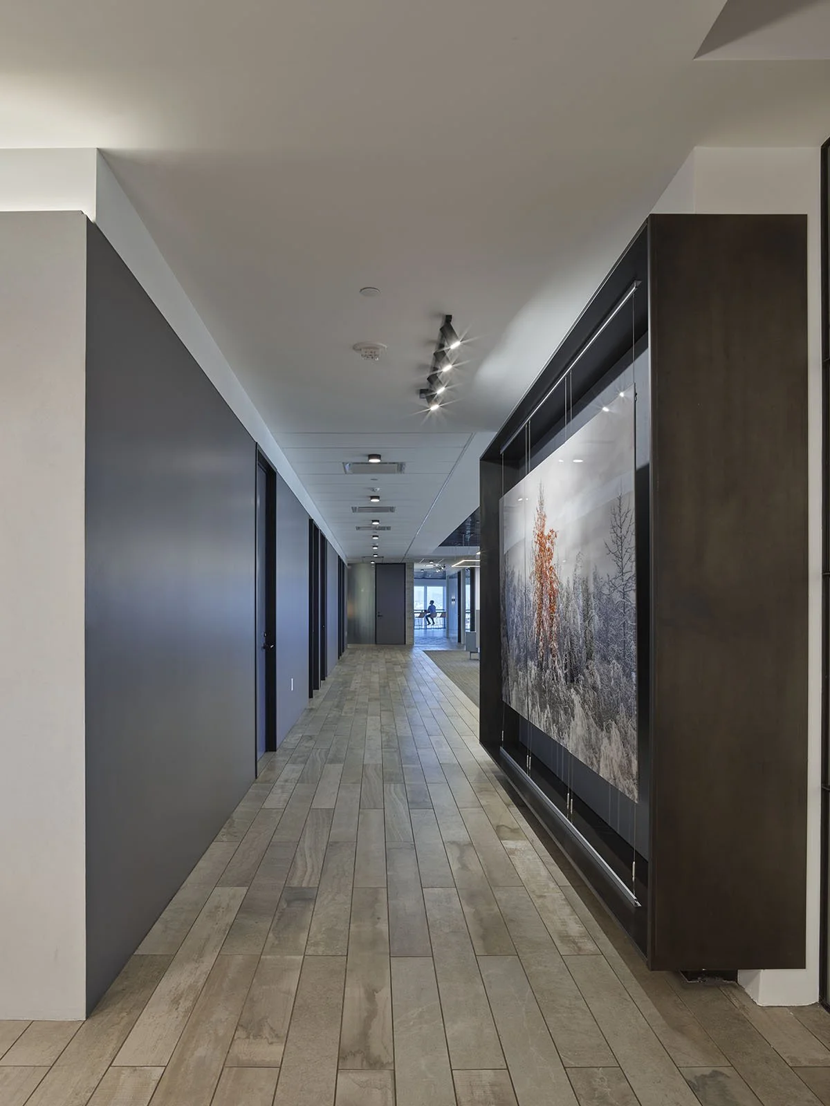 savitsky-satin-bacon-bucci-century-city-cafe-entry-interior.jpg