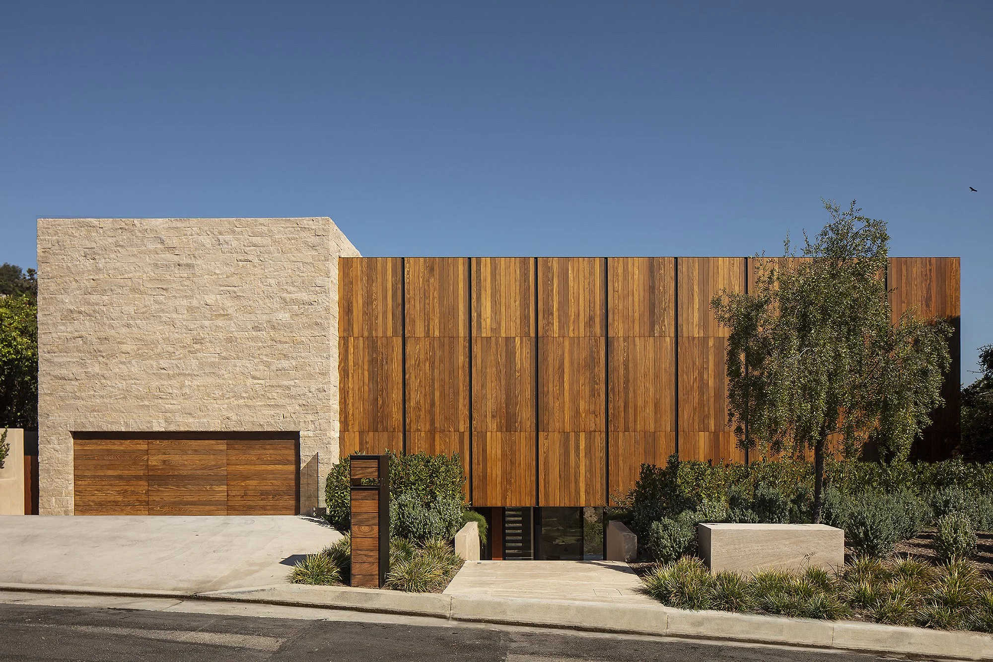san-remo-residence-pacific-palisades-street-elevation.jpg