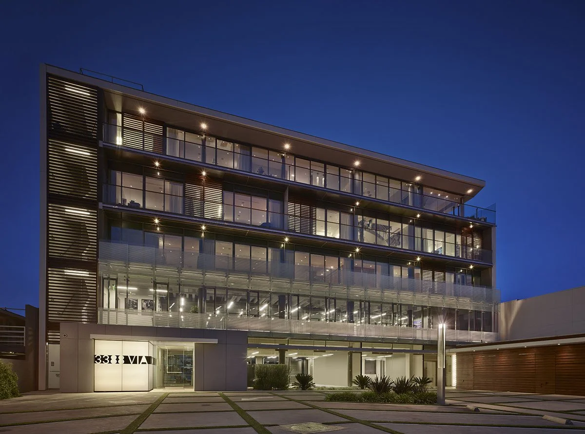 via-lido-evening-courtyard-glass-facade.jpg