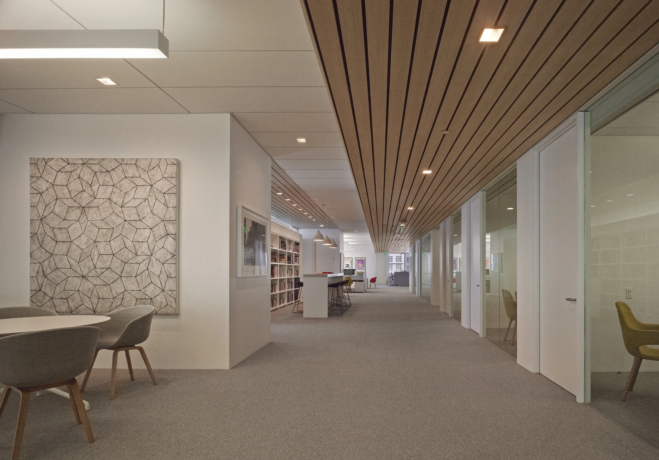 eli-edythe-broad-foundation-los-angeles-office-corridor-wood-ceiling.jpg