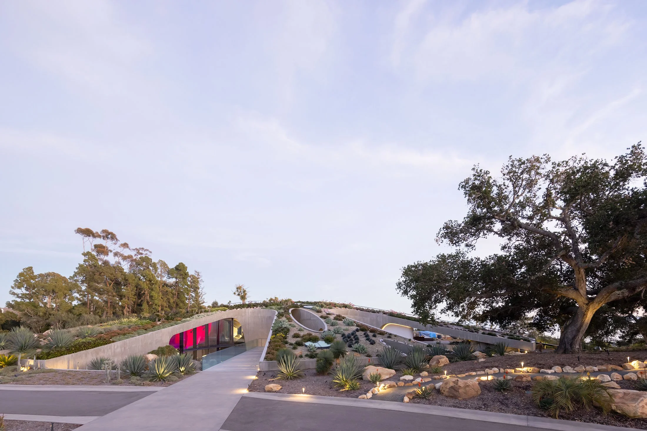 Hill-House-Montecito-Exterior_10.jpg