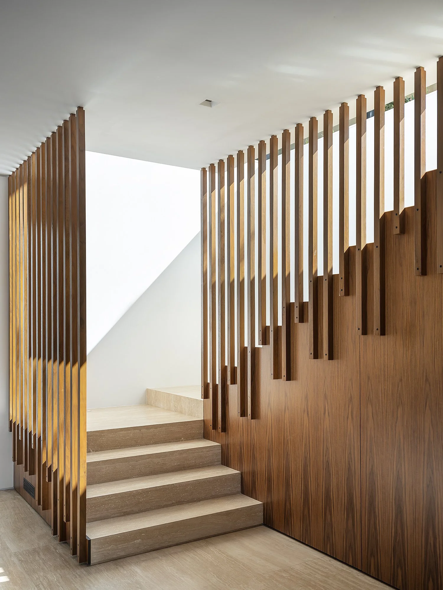 san-remo-residence-pacific-palisades-wood-screen-stair.jpg