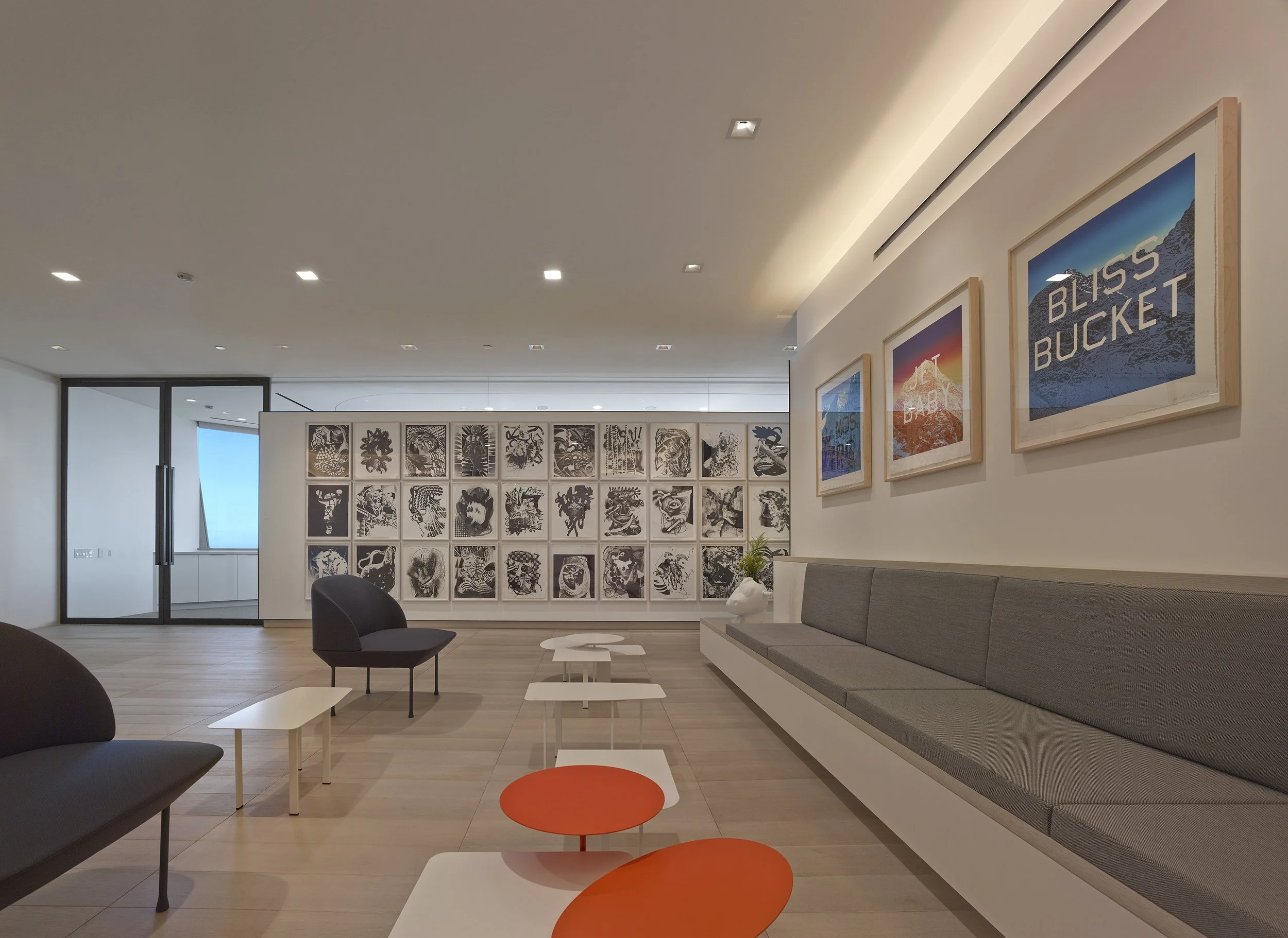 eli-edythe-broad-foundation-los-angeles-gallery-lounge-integrated-art.jpg