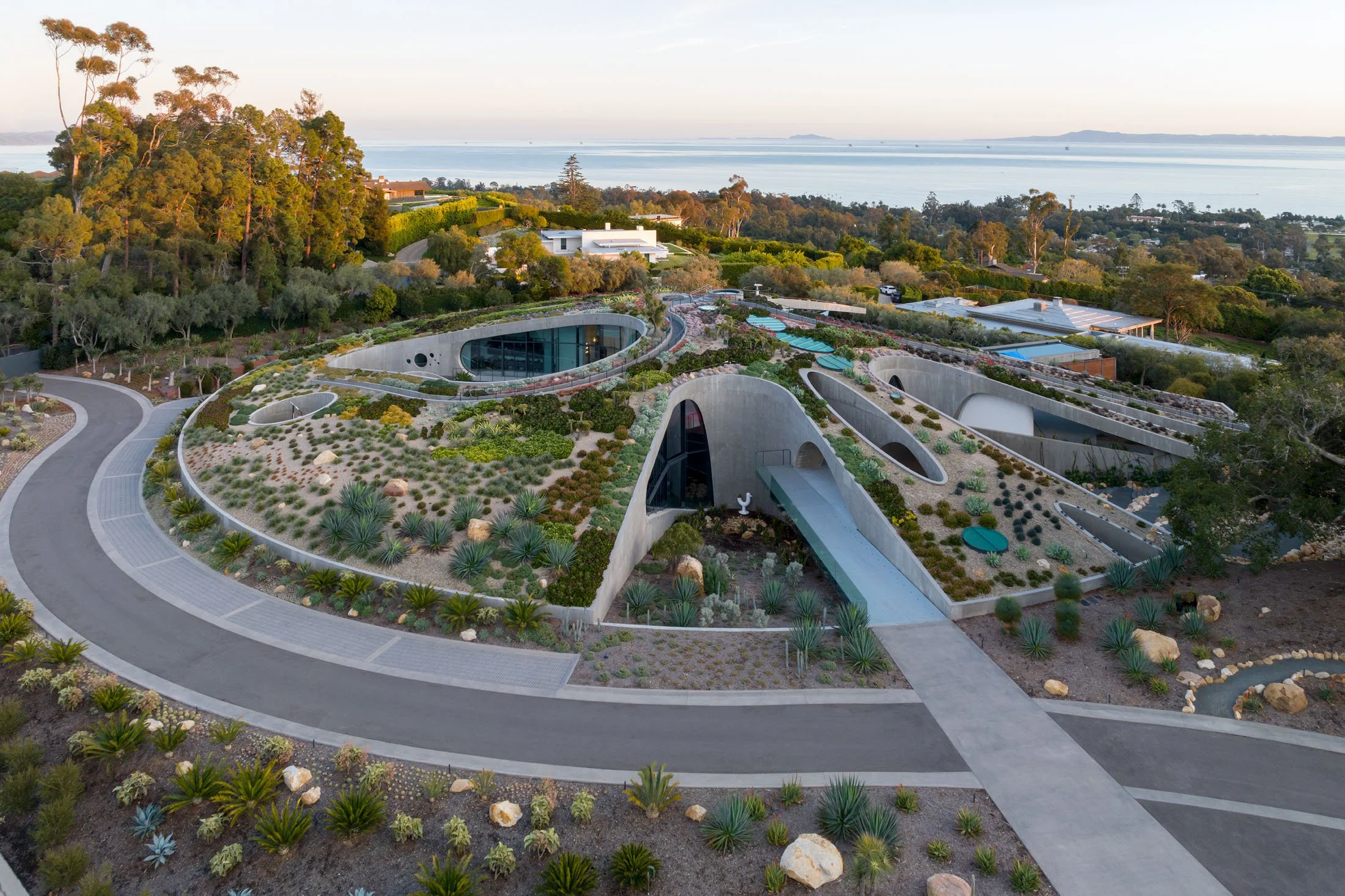 Hill-House-Montecito-Exterior_15.jpg
