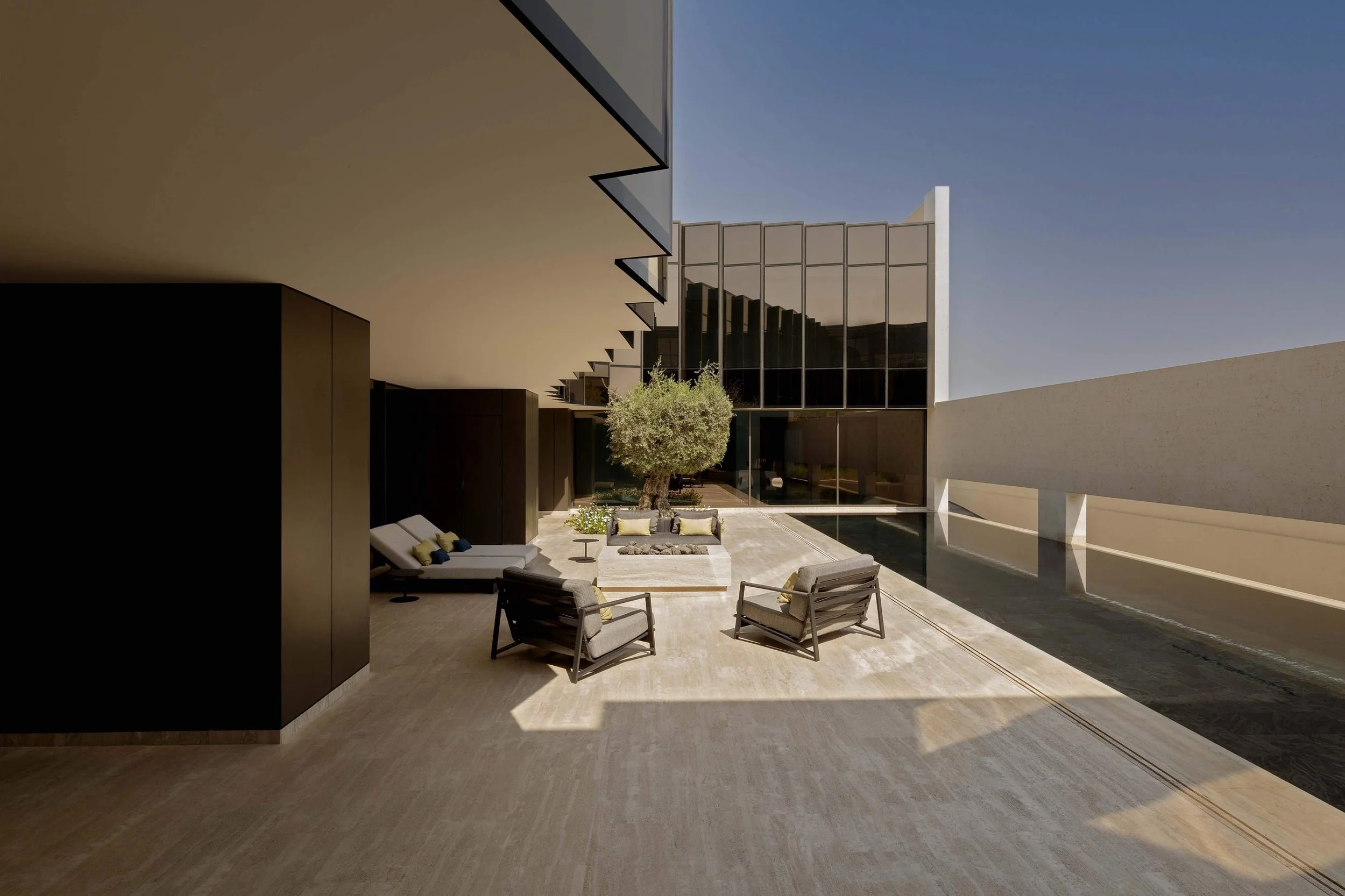 donaldson-partners-dune-house-dubai-covered-terrace.jpg