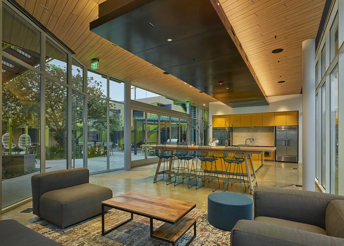 mayumi-hotel-culver-city-shared-communal-lounge-kitchen.jpg