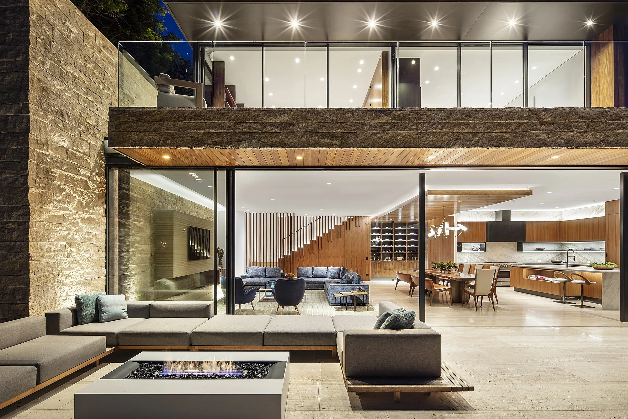 san-remo-residence-pacific-palisades-indoor-outdoor-living-night.jpg