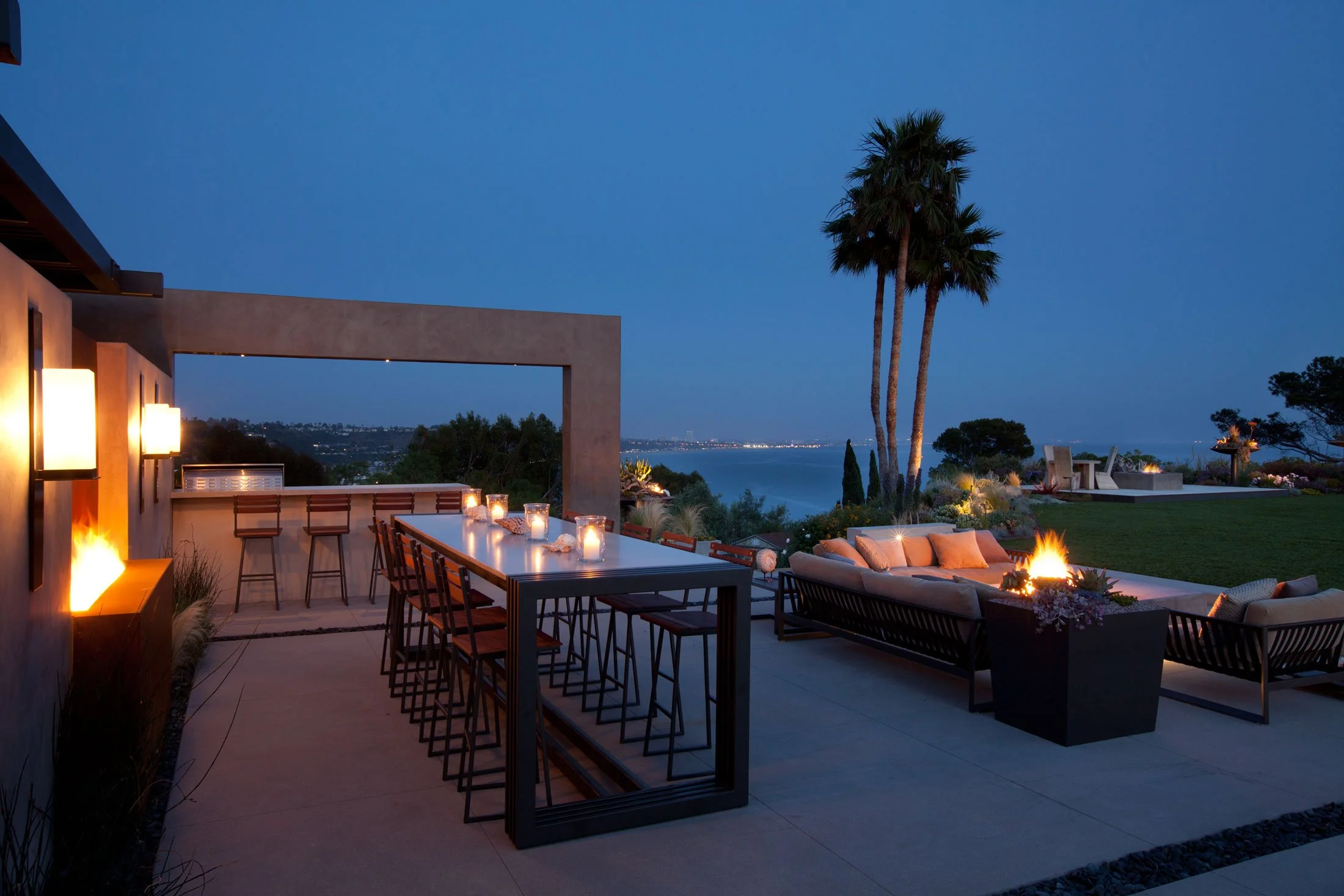 revello-residence-southern-california-ocean-view-terrace-dusk.jpg