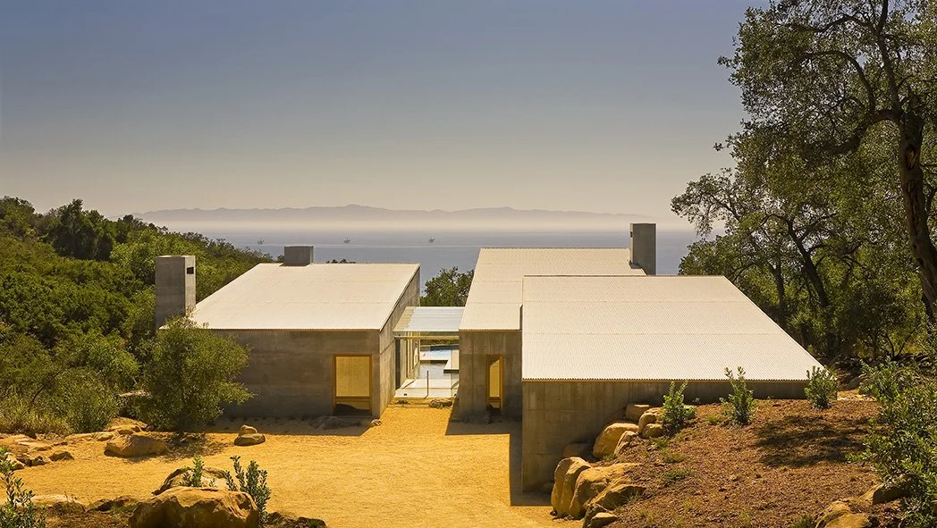  toro-canyon-house-montecito-california-entry-courtyard.jpg