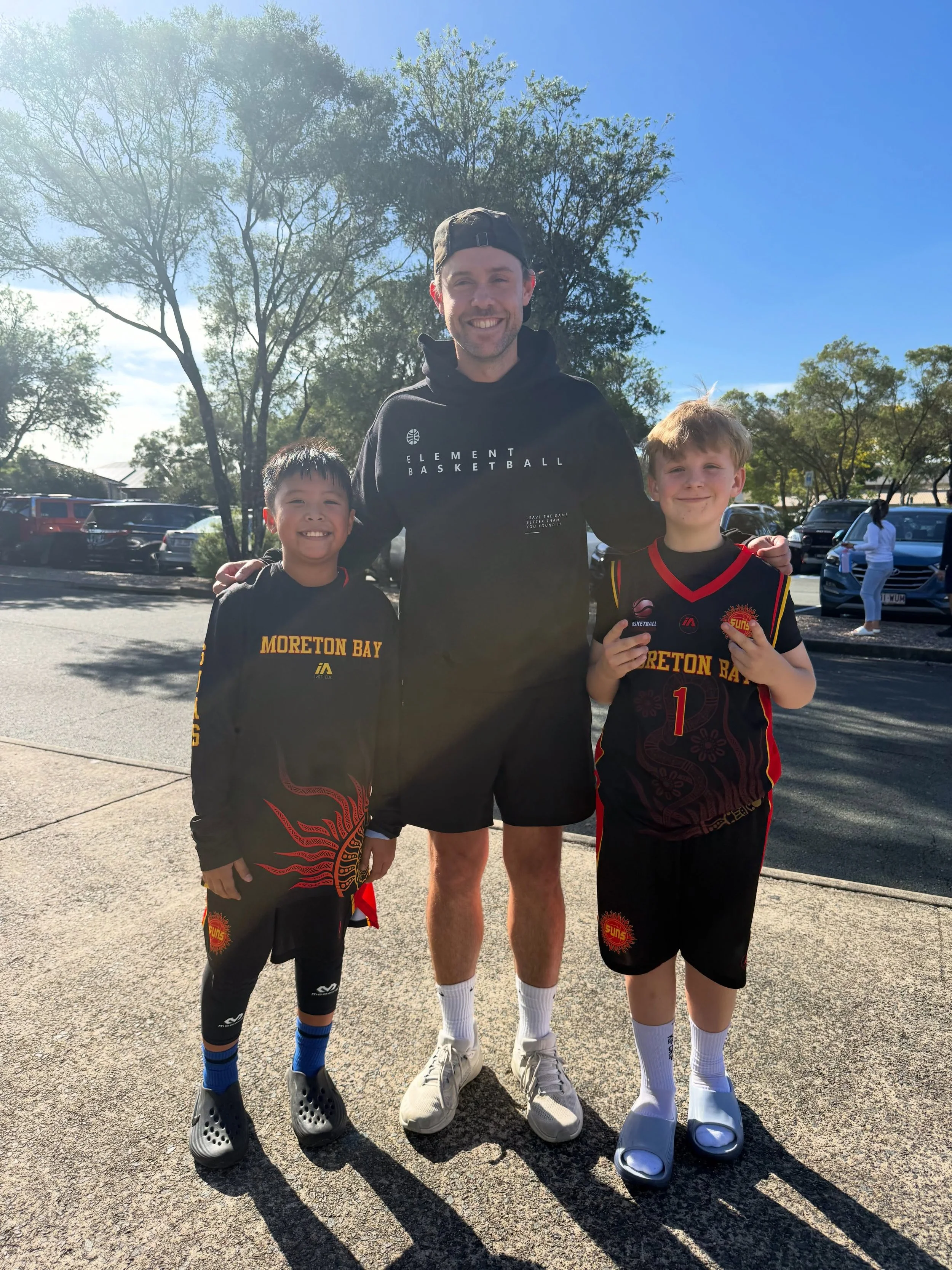 It was a lot of fun seeing the fellas, Charlie &amp; Marcus, competing in their first rep basketball experience this weekend.
Moments like this are what it&rsquo;s all about 🤝🏀