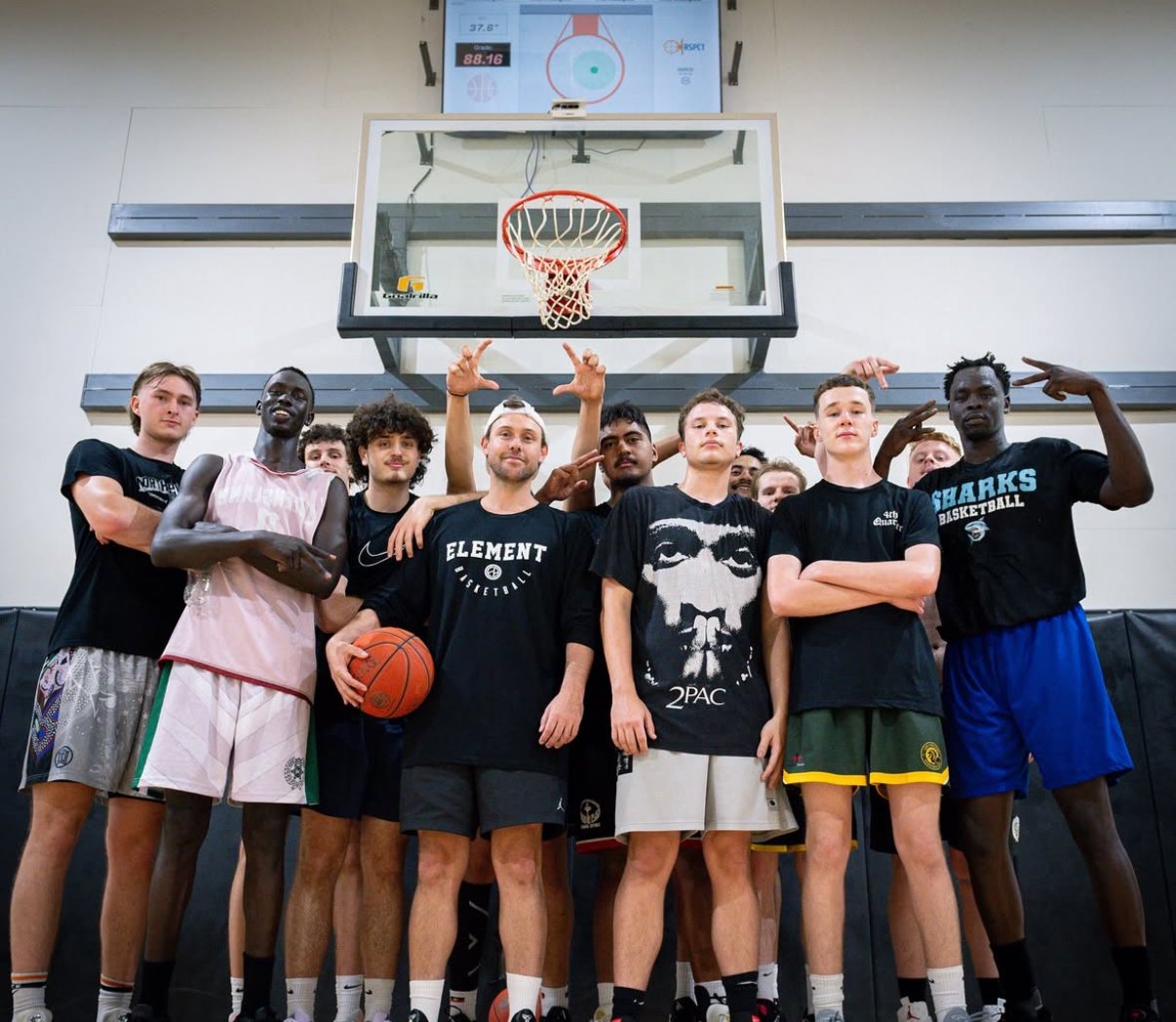 Element Basketball builds community
