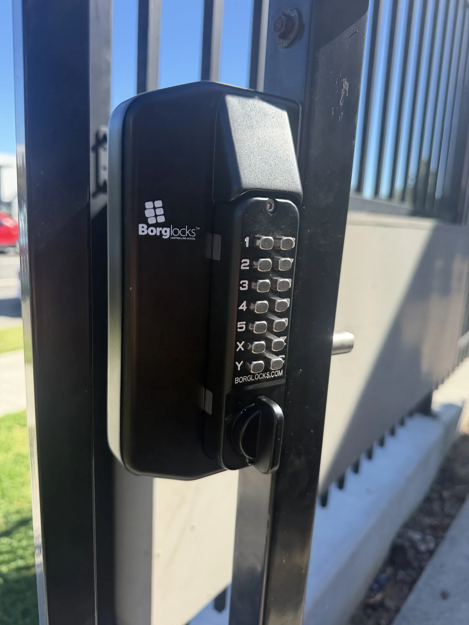 Digital Gate Lock - Arundel 2.jpg