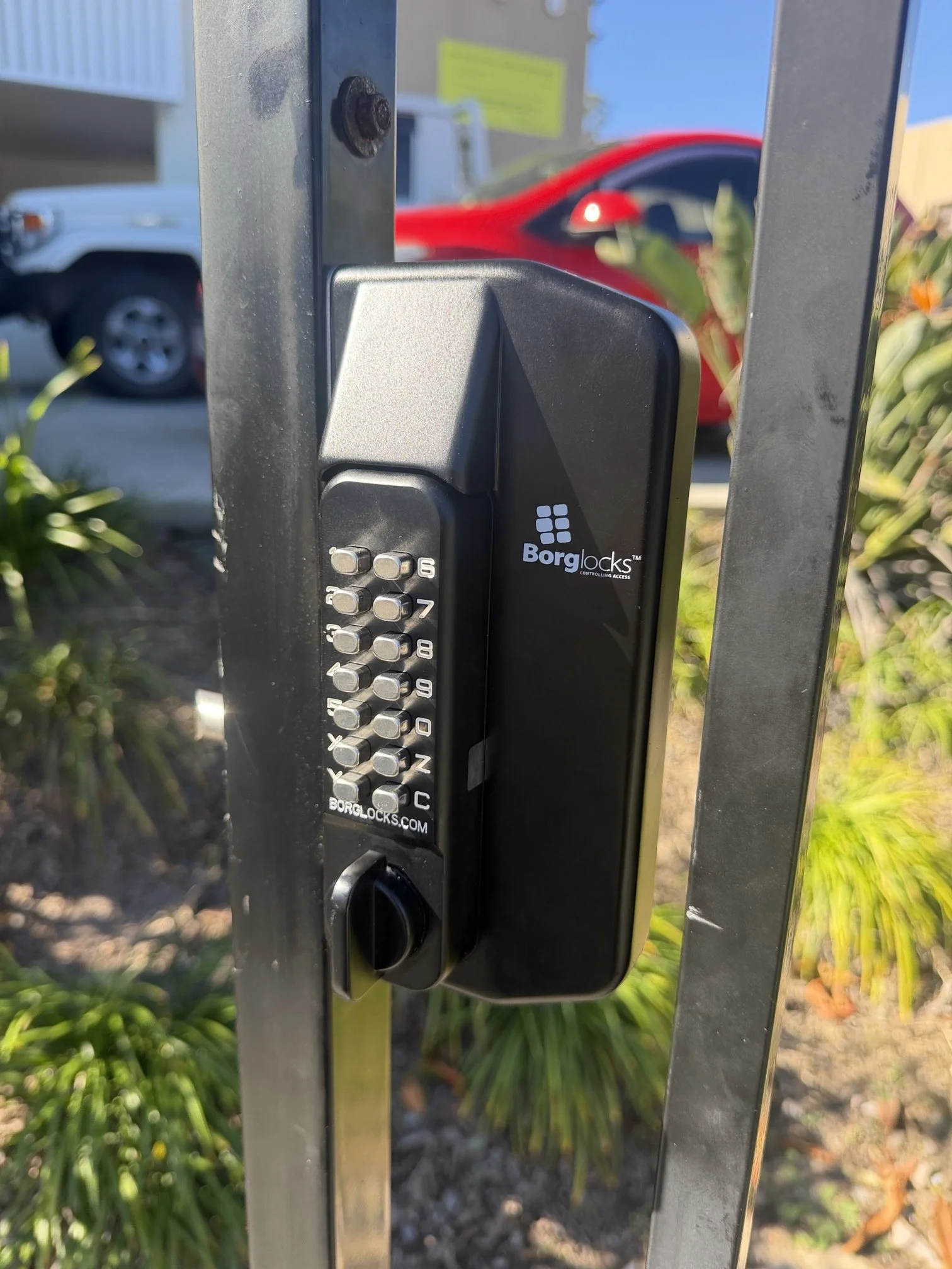Digital Gate Lock - Arundel 3.jpg