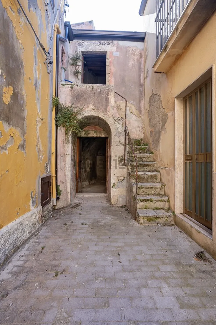 Two Homes in Ragusa Ibla