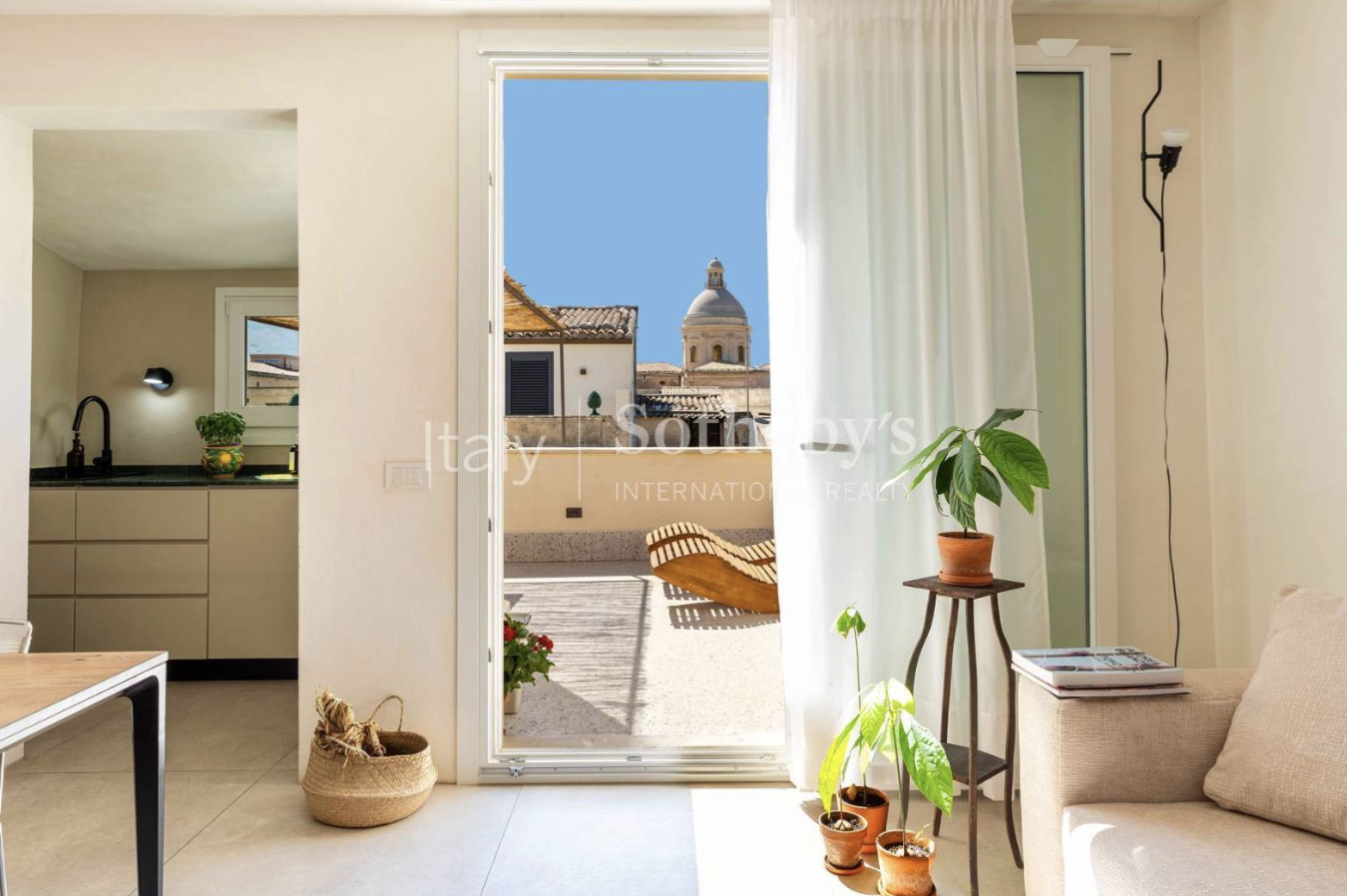 Terraced Townhouse in Noto