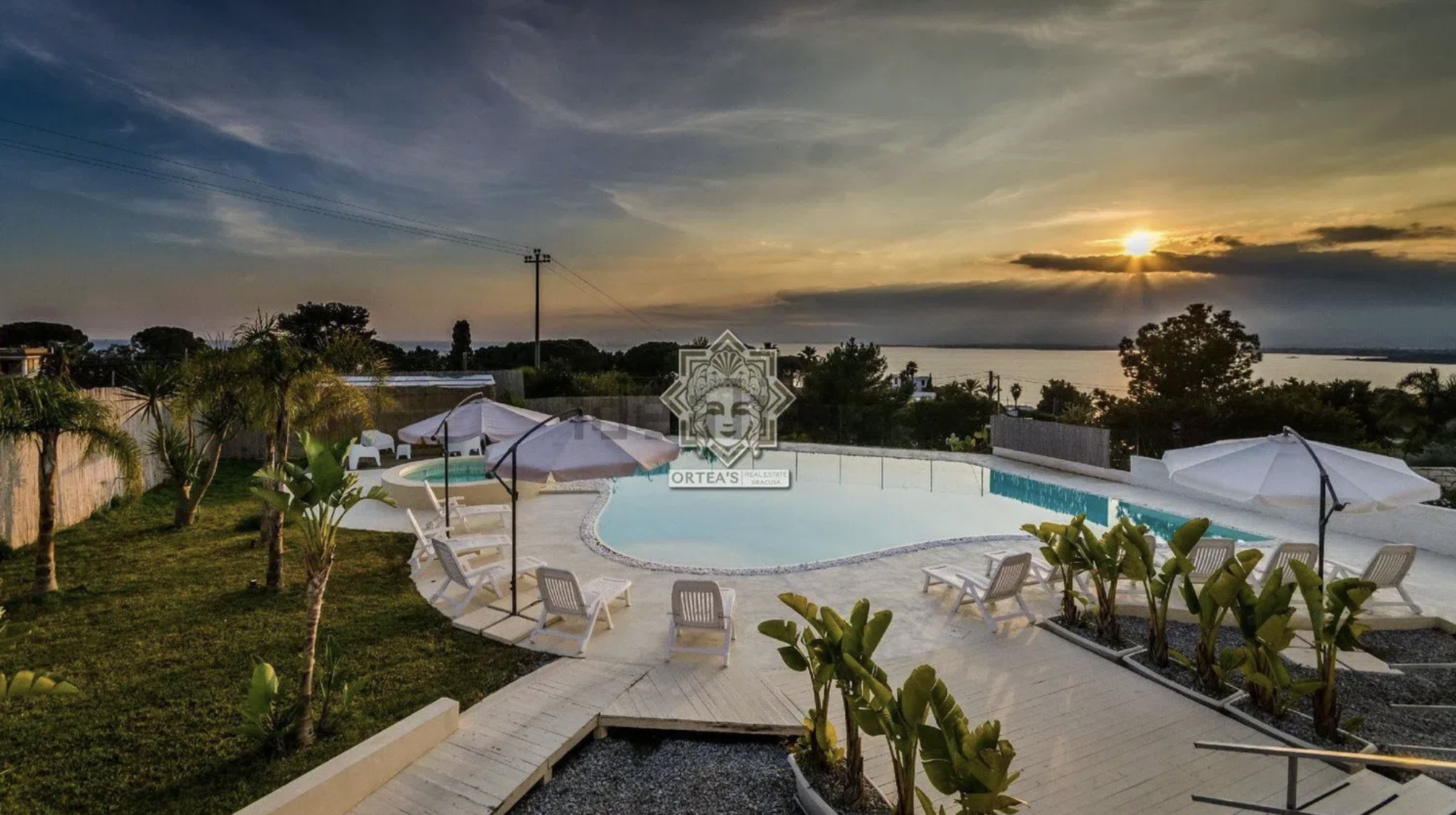 Sea View Villa with  Pool