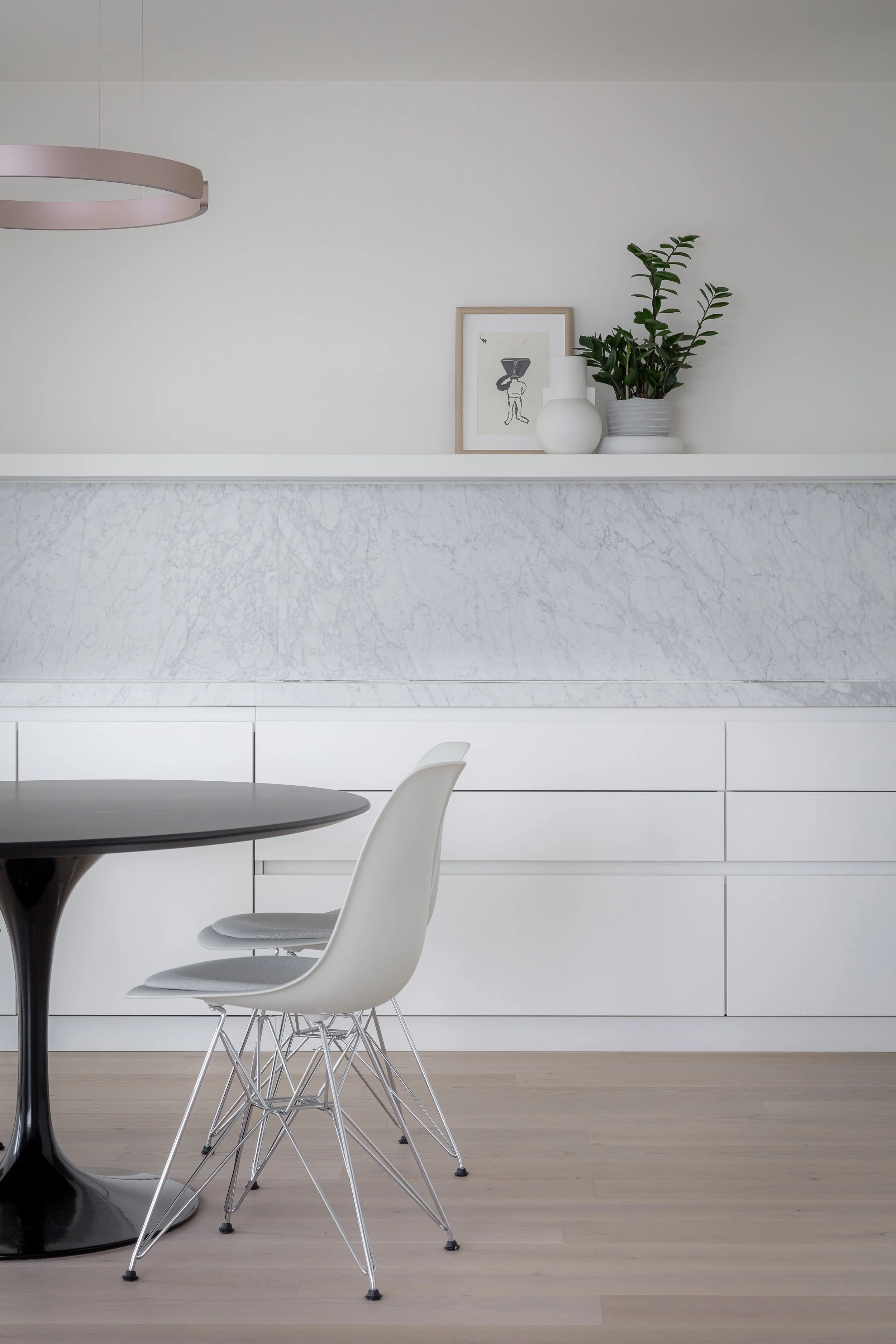 Interieur appartement in Cadzand ingericht voor vakantieverhuur met focus op comfort en efficiënte indeling