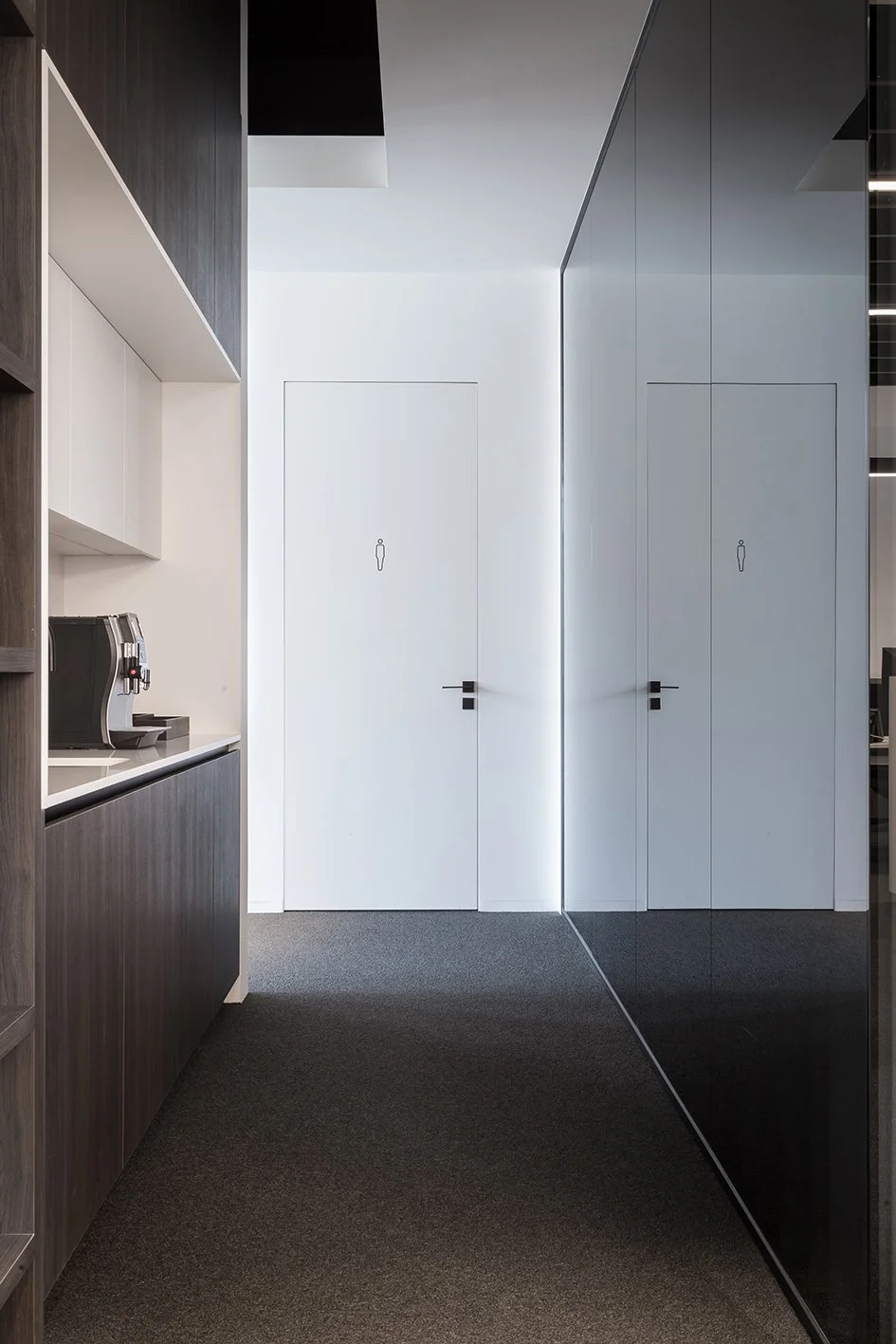 2017 - Office Figurad - Interiorarchitect Alexander Hugelier - Fotografie Valerie Clarysse - 13.jpg