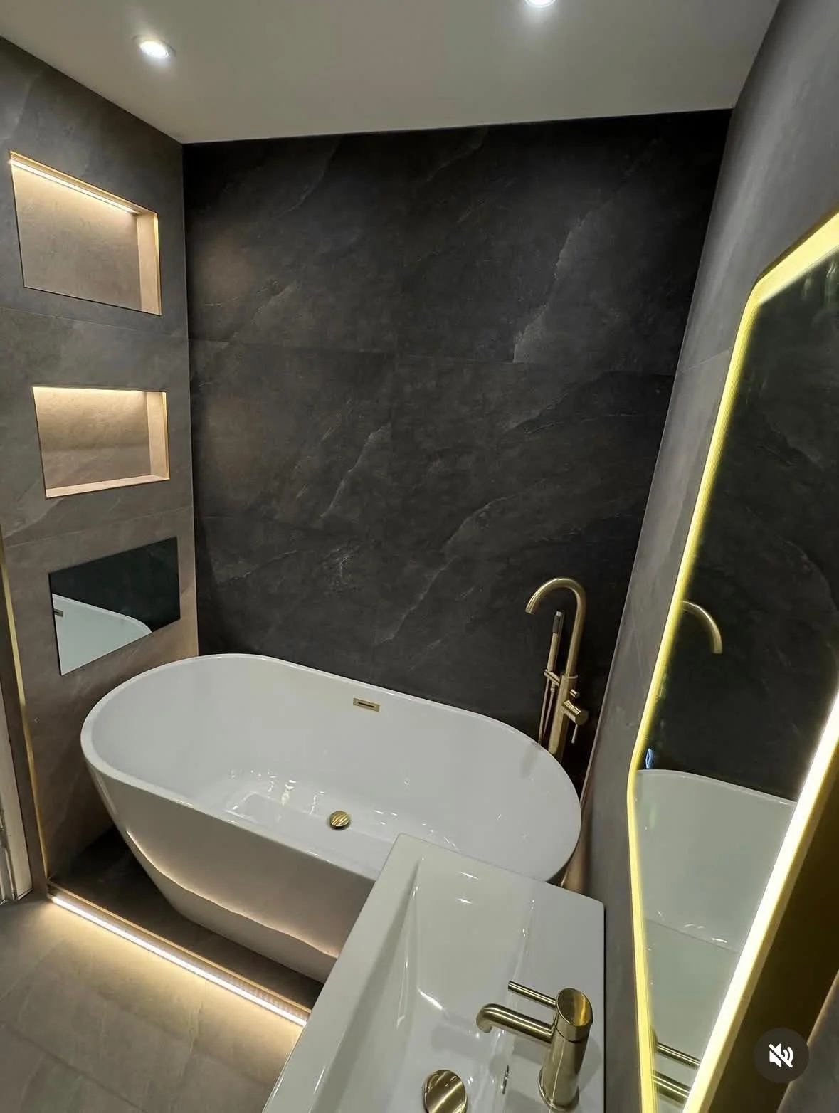 WhatsApp Image 2026-04-04 at 12.54.07 (4).jpeg