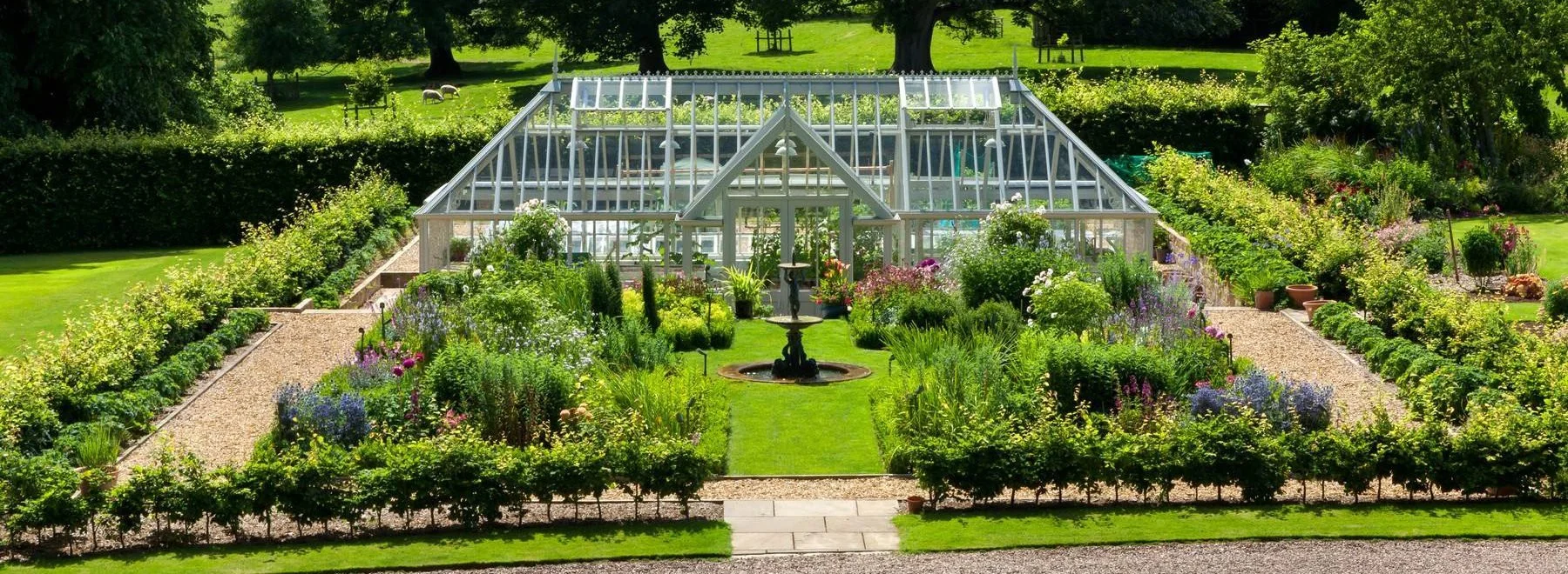 bespoke-greenhouse-2-e1736357287544.jpg