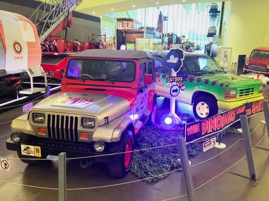 Jurassic Park Style Jeeps