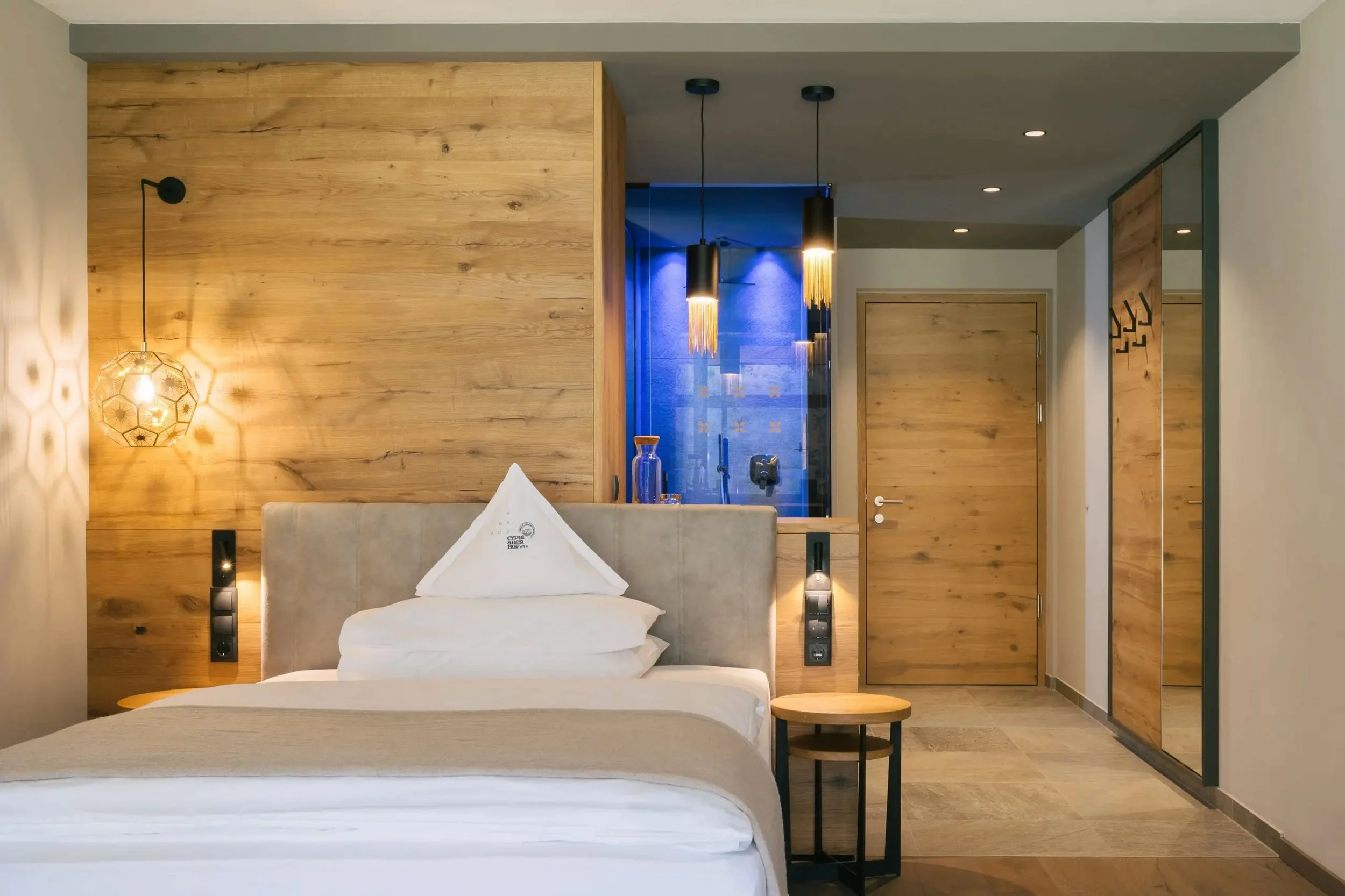 Peak Retreat: Standard Single Room