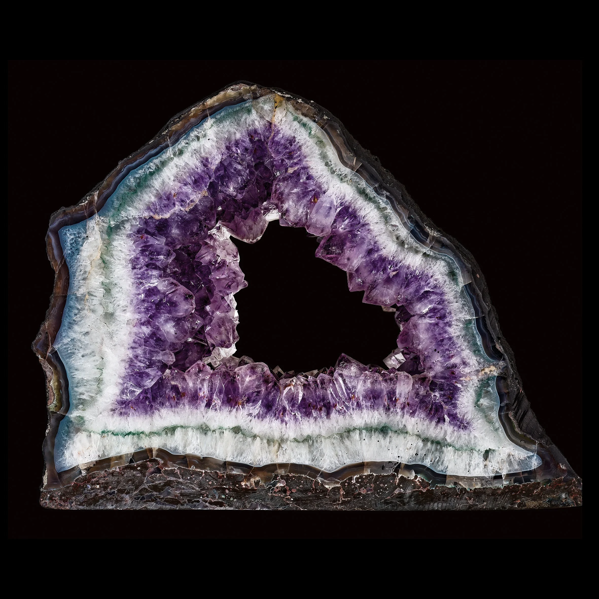 Amethystdruse (auf Achat)