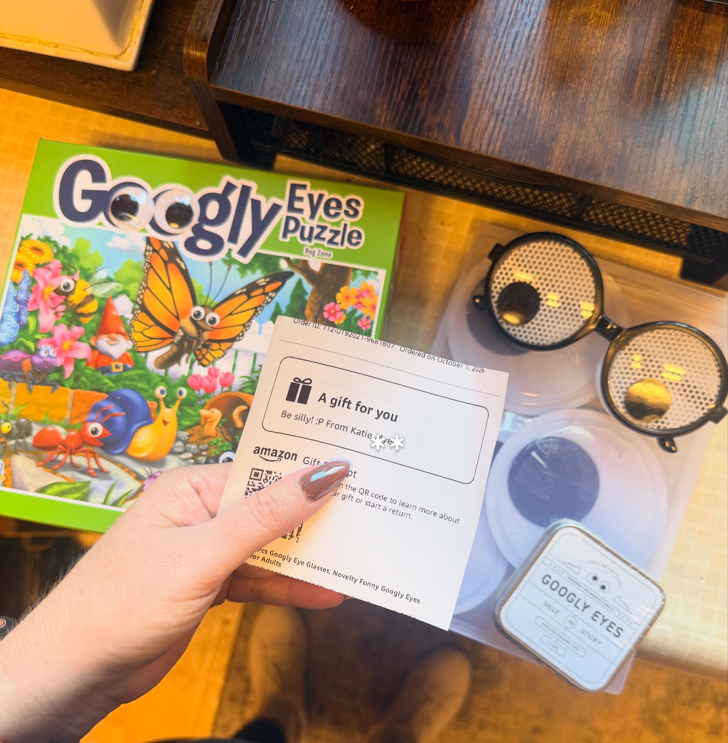 When your friend knows you&rsquo;ve well, and knows you&rsquo;ve been super stressed with the move and how busy it has been and your car breaking&hellip; they send you a googly eye gift box with notes encouraging silliness. 🥹

Love you @beatlefreak8