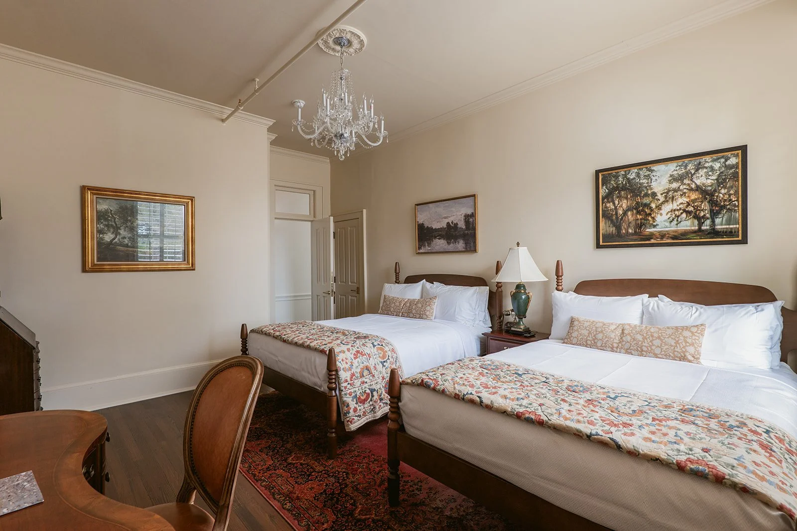 Hotel Everett-49.jpg