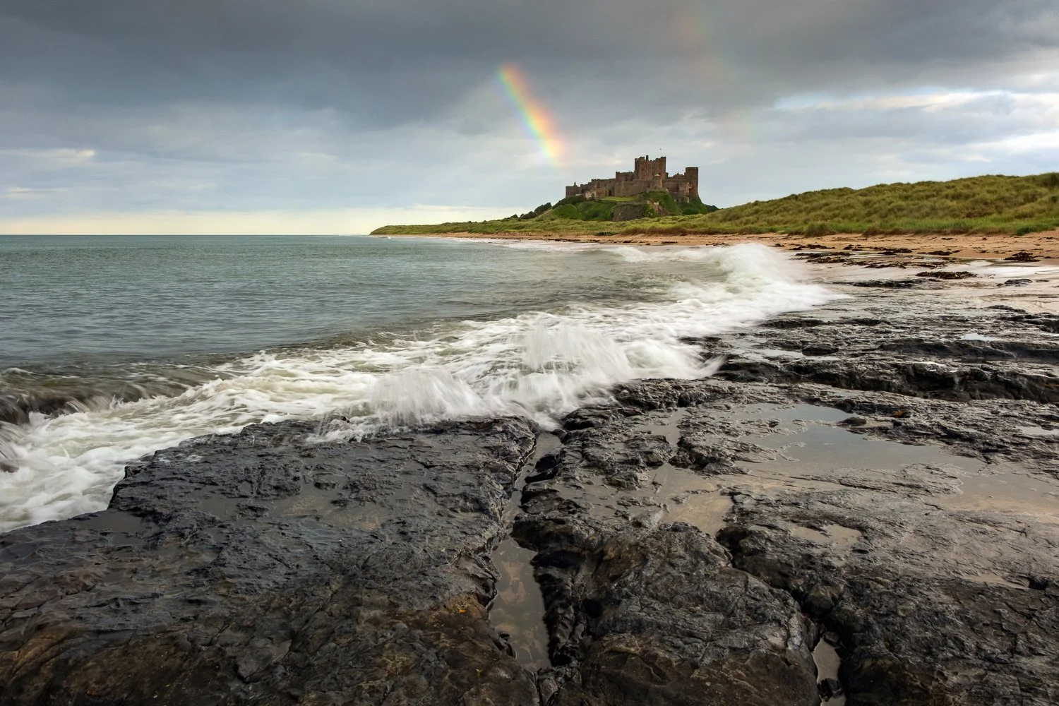 Bamburgh Castle Northumberland Engeland.jpg