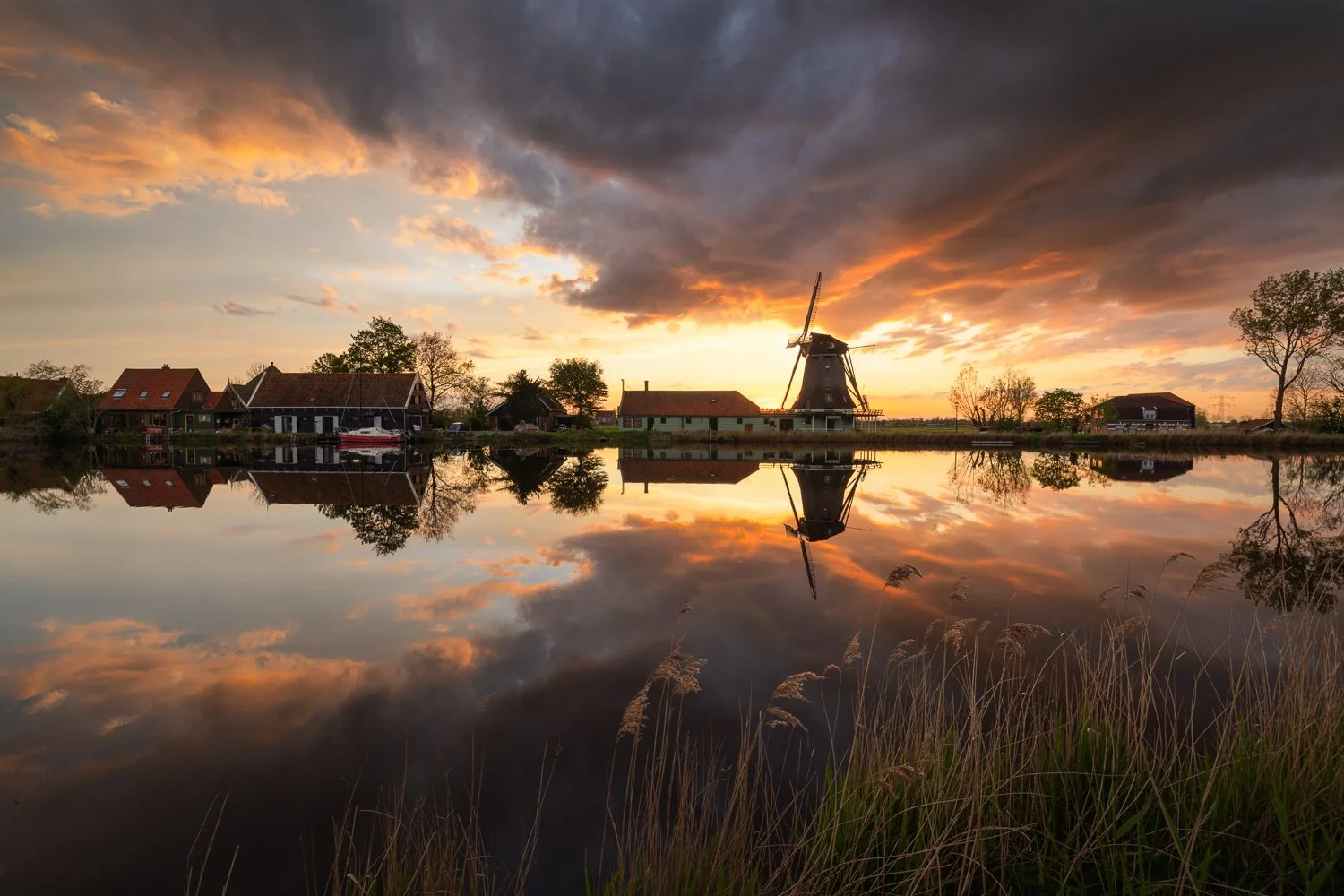 Nauerna zonsondergang.jpg
