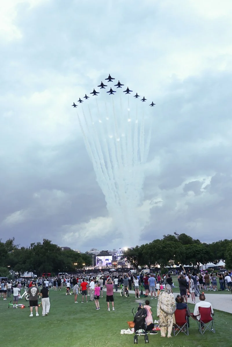 Air Force Fly Over the White House