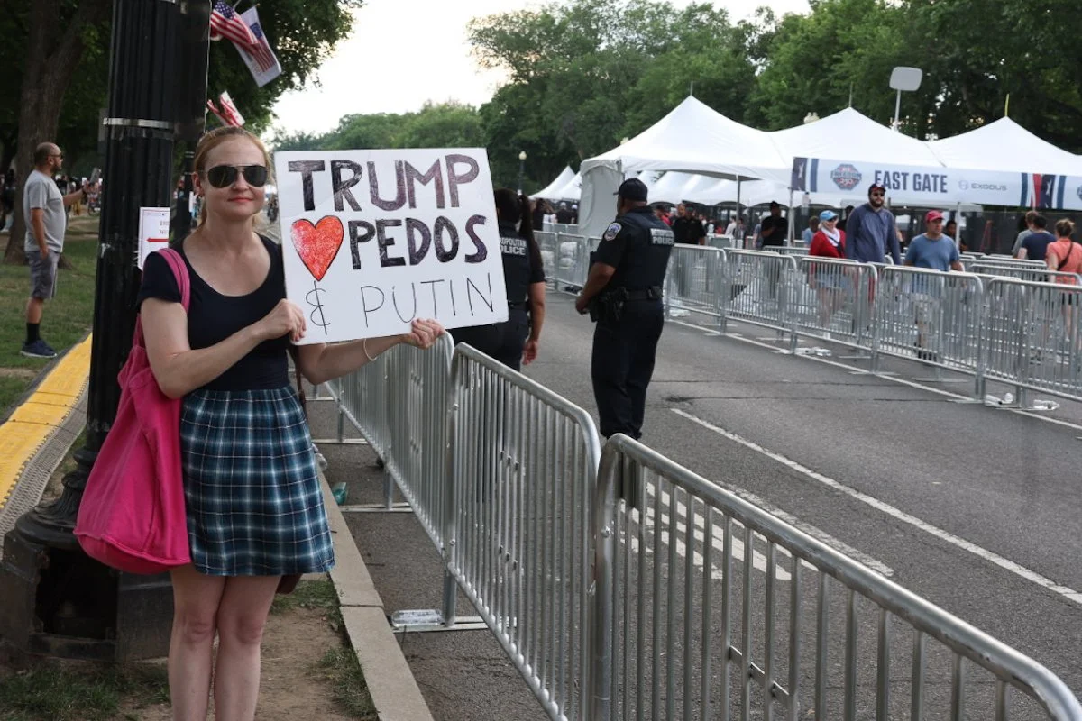 Trump Loves Pedos and Putin Protest Sign. 