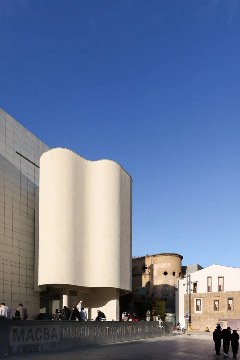 macba-front-steps-plaza-view.JPG