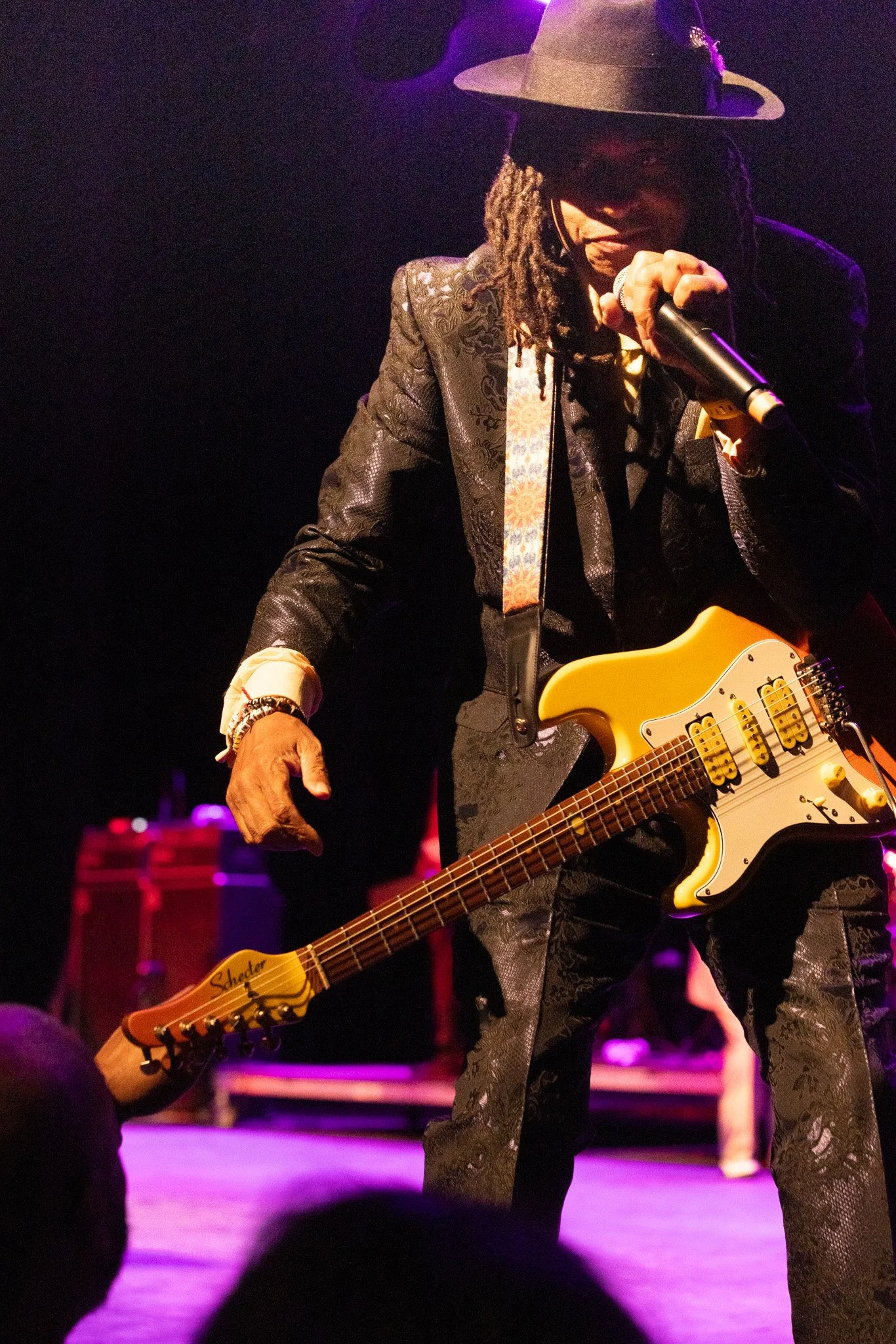 Torrel Ruffin hyping the crowd during Morris Day’s Clowes Memorial Hall show.