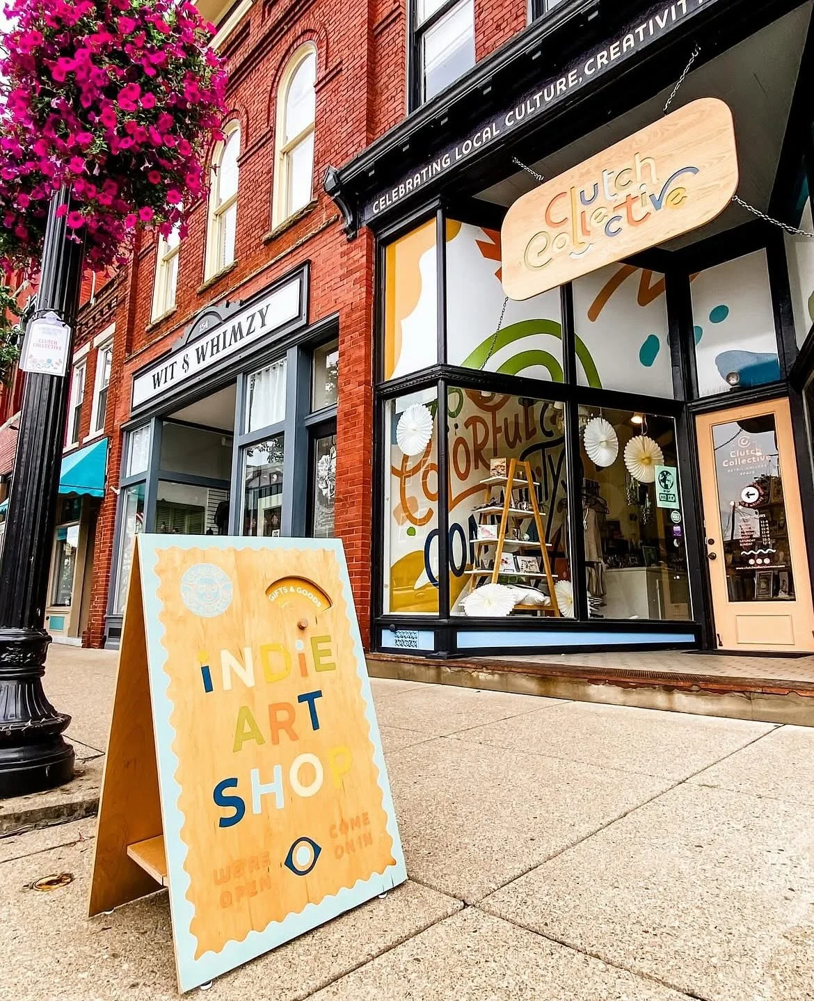 Tonight in Marietta at Clutch Collective MOV!
I&rsquo;ll be set up with Mateo Fuentes of Art Monsters Printmaking for First Friday, 5&ndash;9 PM. Come hang out, say hi, and grab some spooky prints 👻✨