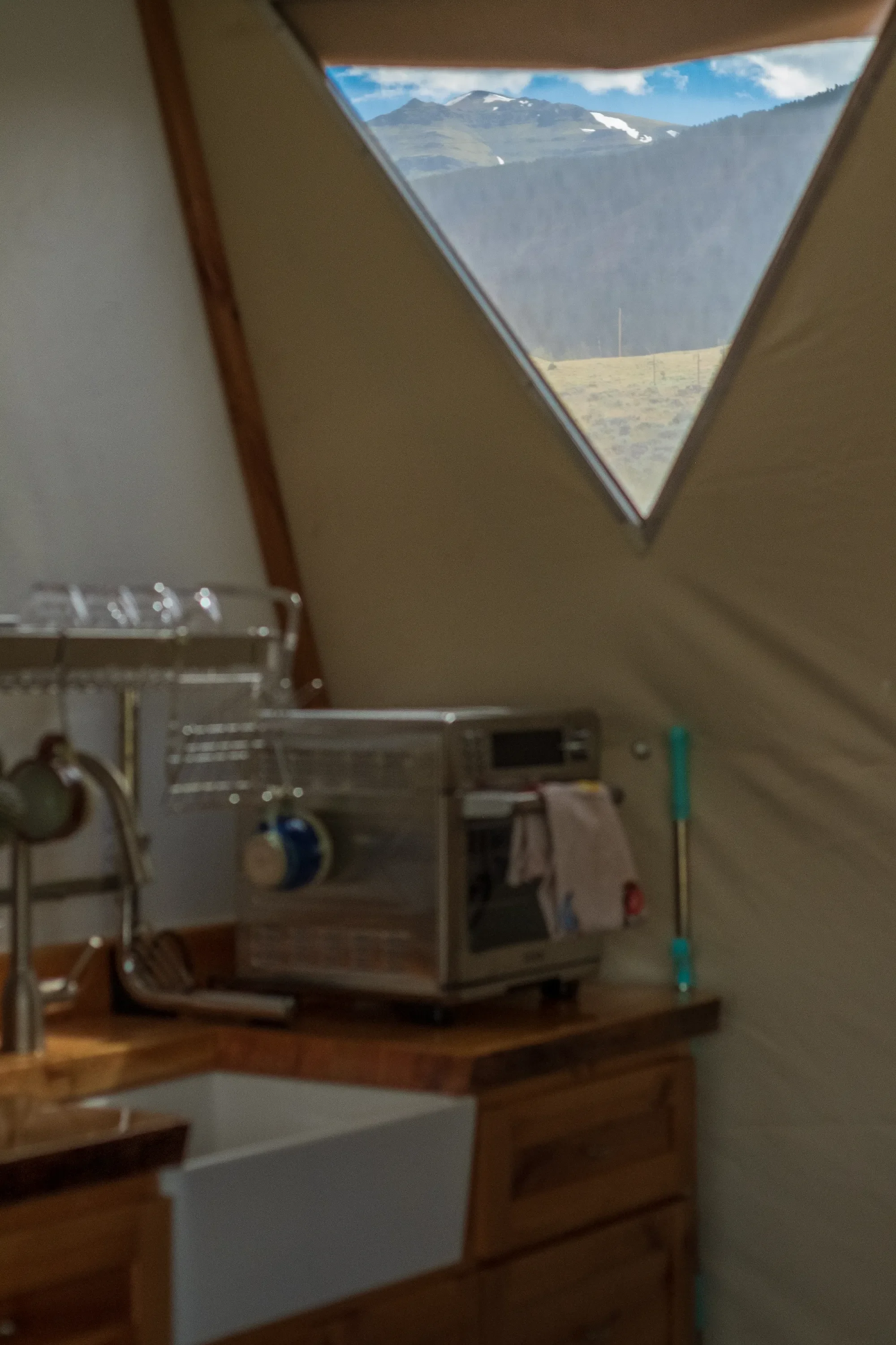 Pure-Heart-Retreat_Wyoming-Wellness-Retreat-Center_Sunlight-Dome-34.webp