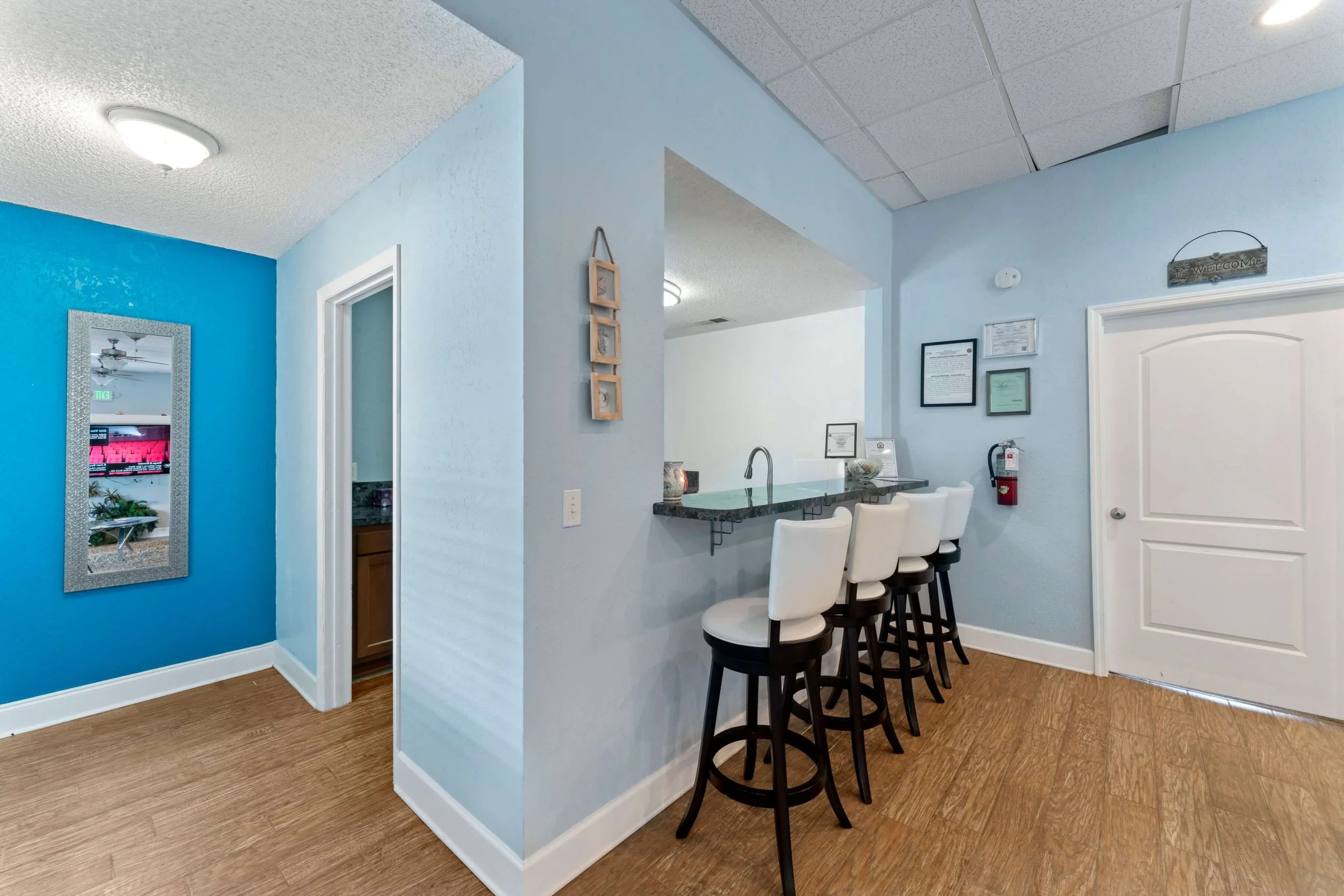 Sea-Oats-Apartments900-PlazaAtlantic-Beach-FL-022-scaled.jpg