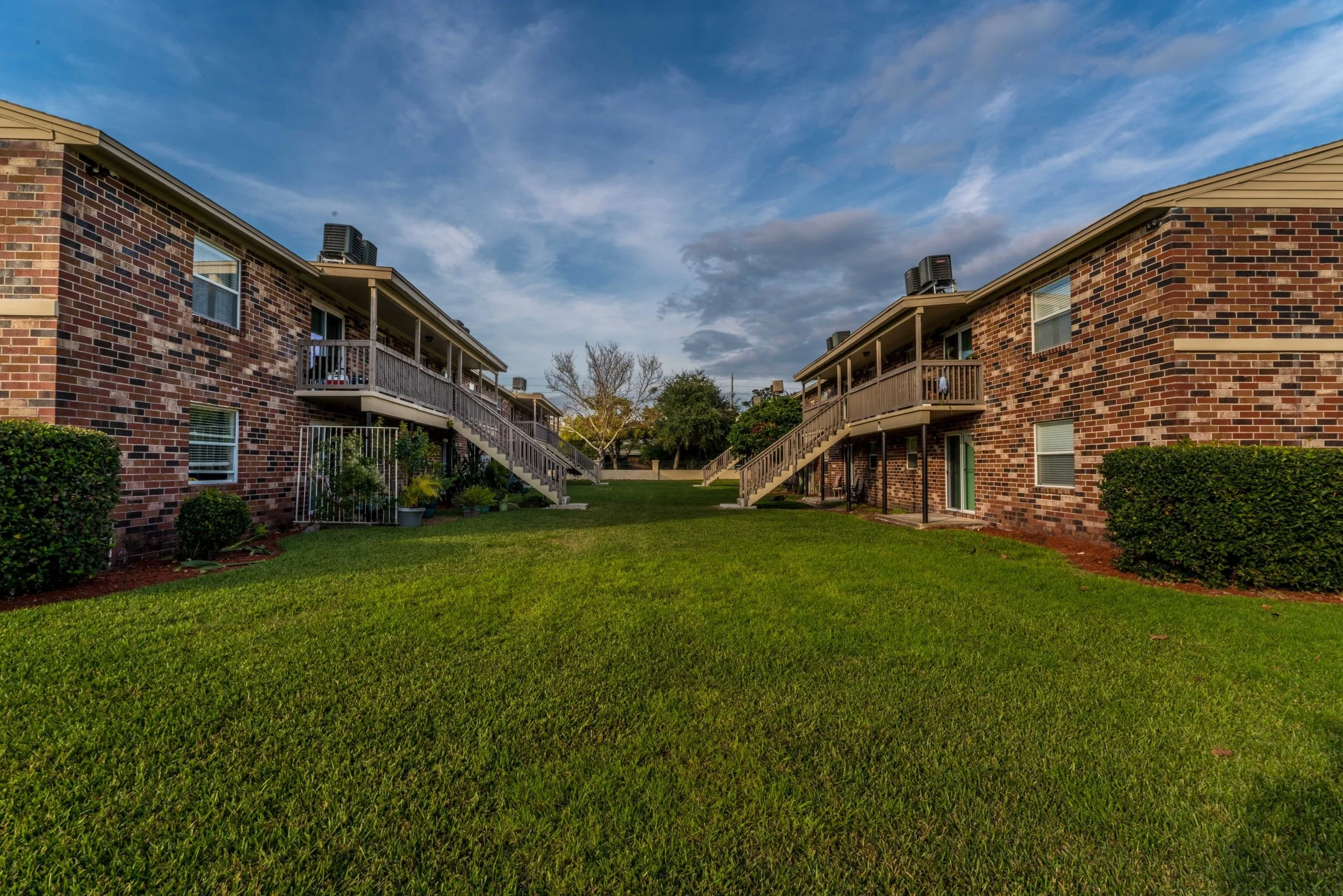 Sea-Oats-Apartments900-PlazaAtlantic-Beach-FL-045-scaled.jpg