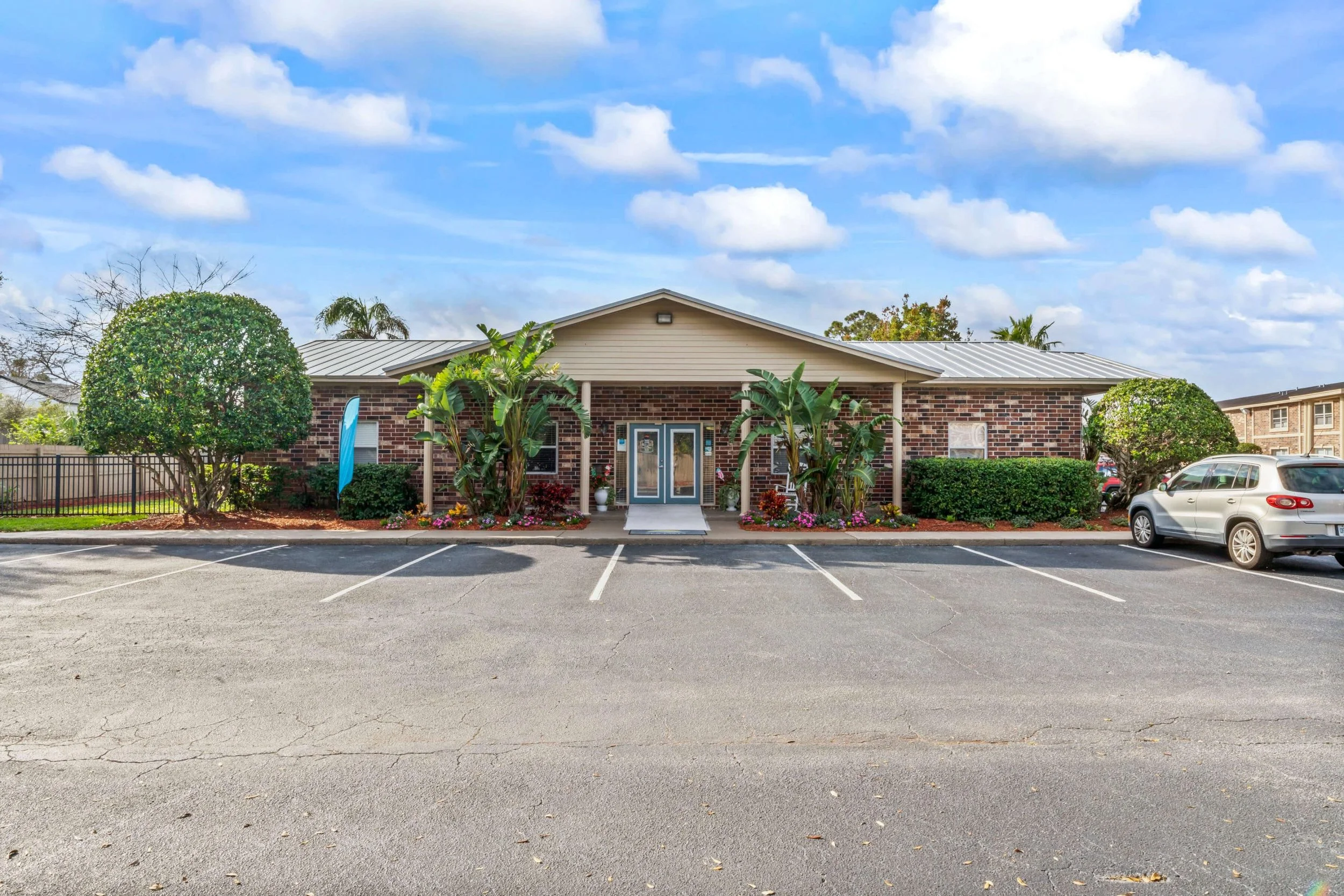 Sea-Oats-Apartments900-PlazaAtlantic-Beach-FL-009-scaled.jpg
