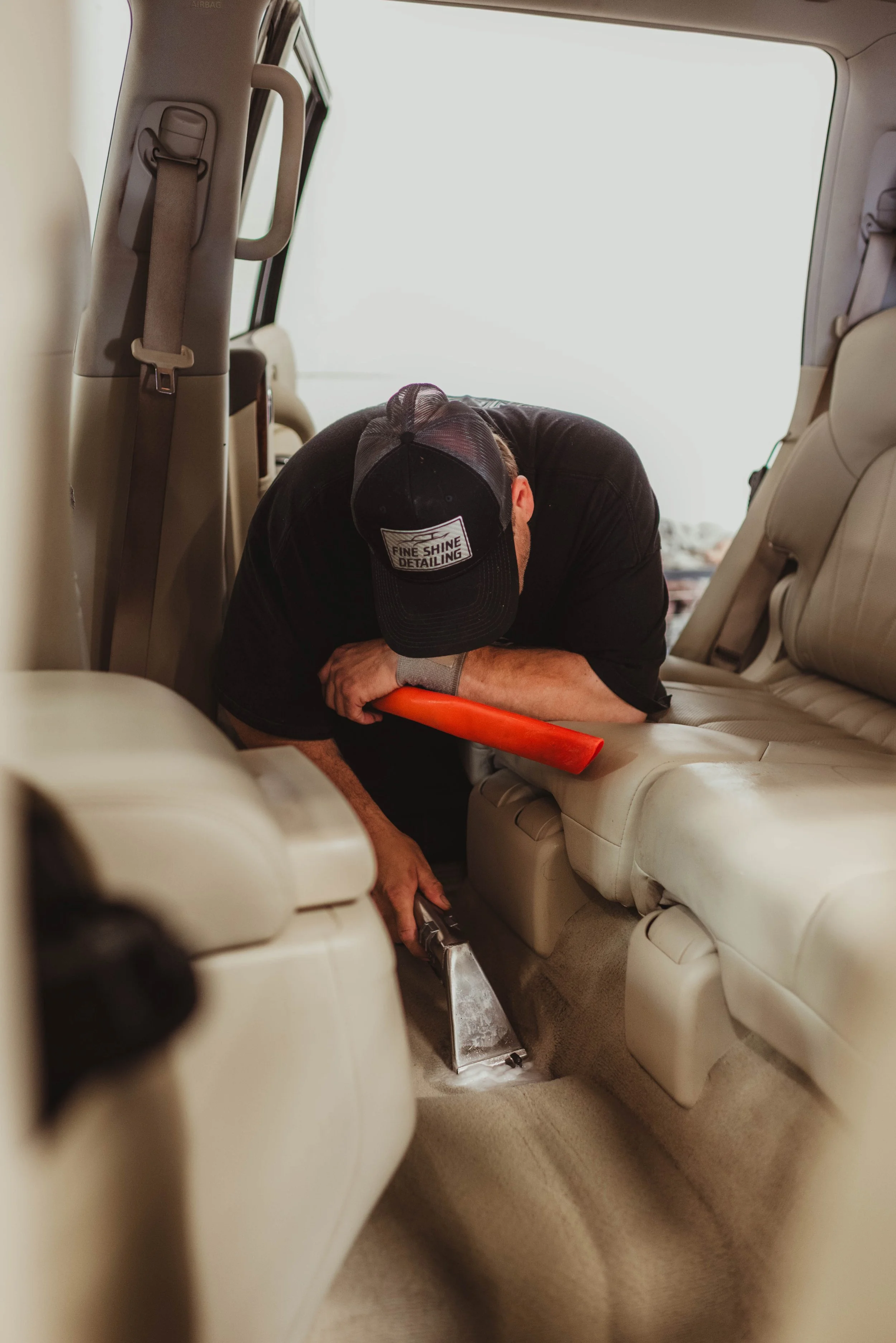 INTERIOR CLEANING