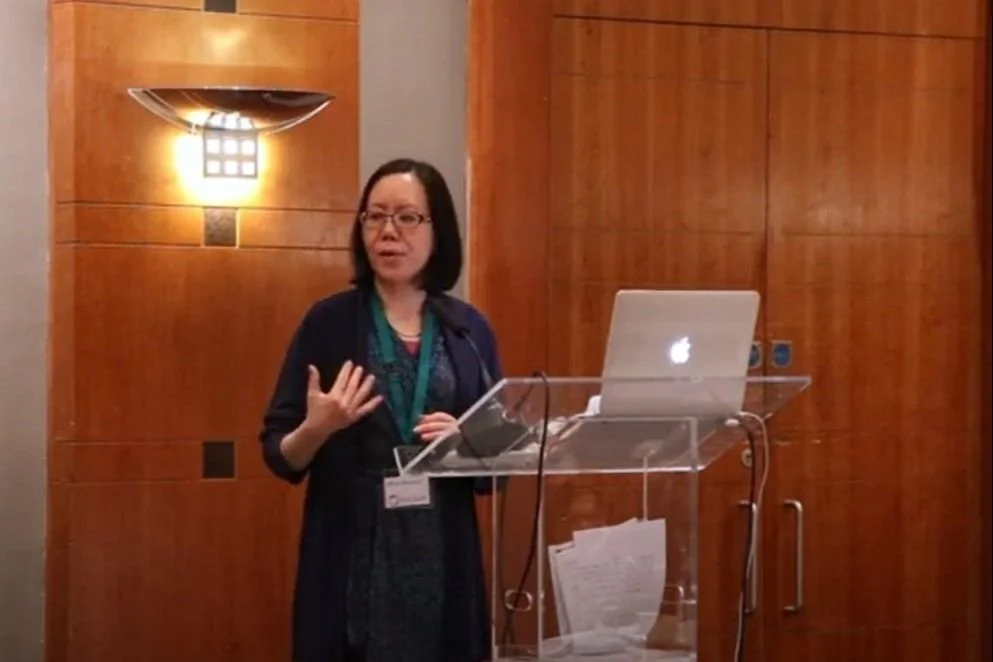 Mitzi Wyman speaking at a Fulcrum gathering